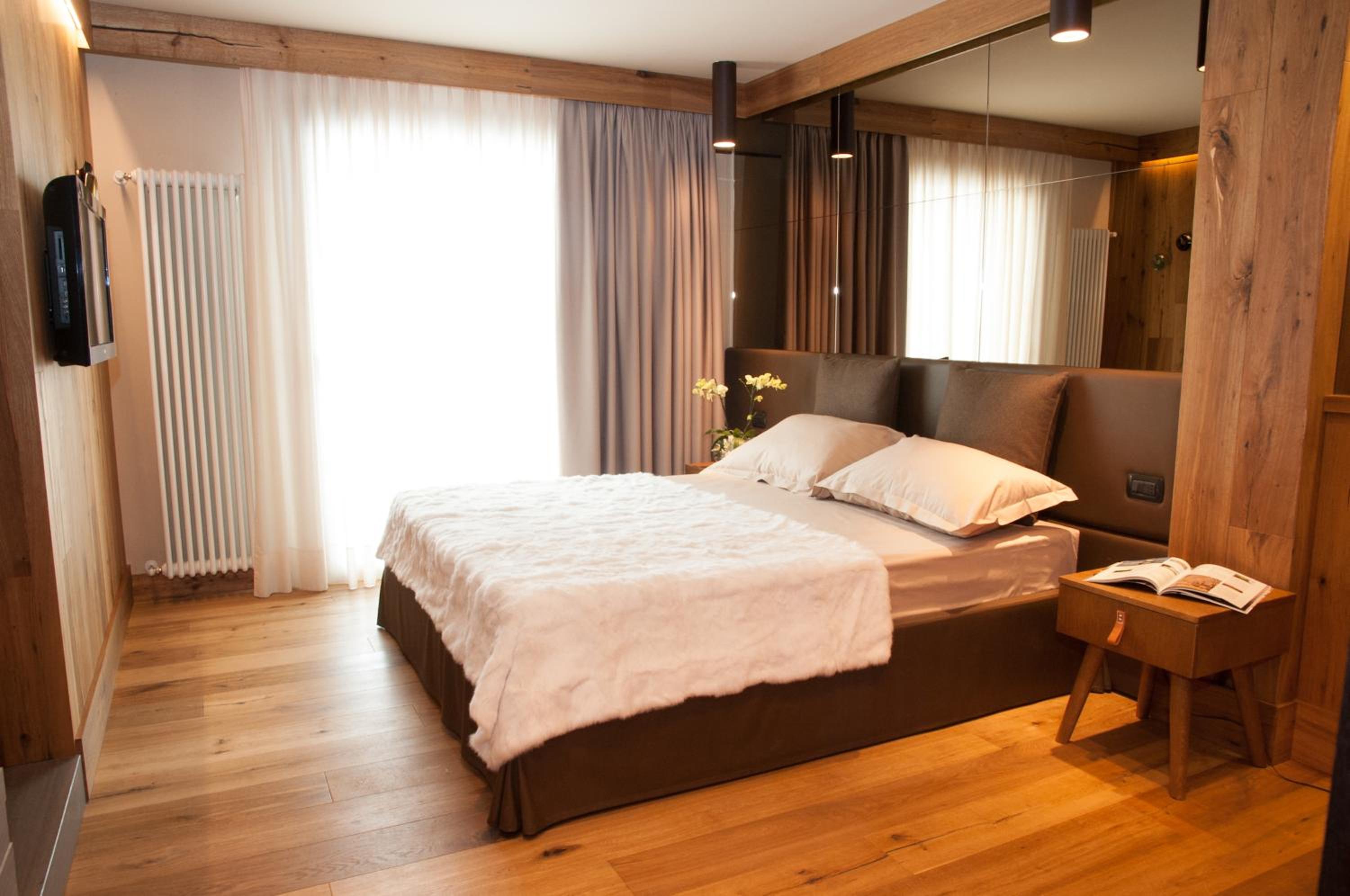 Suite - Photo 5