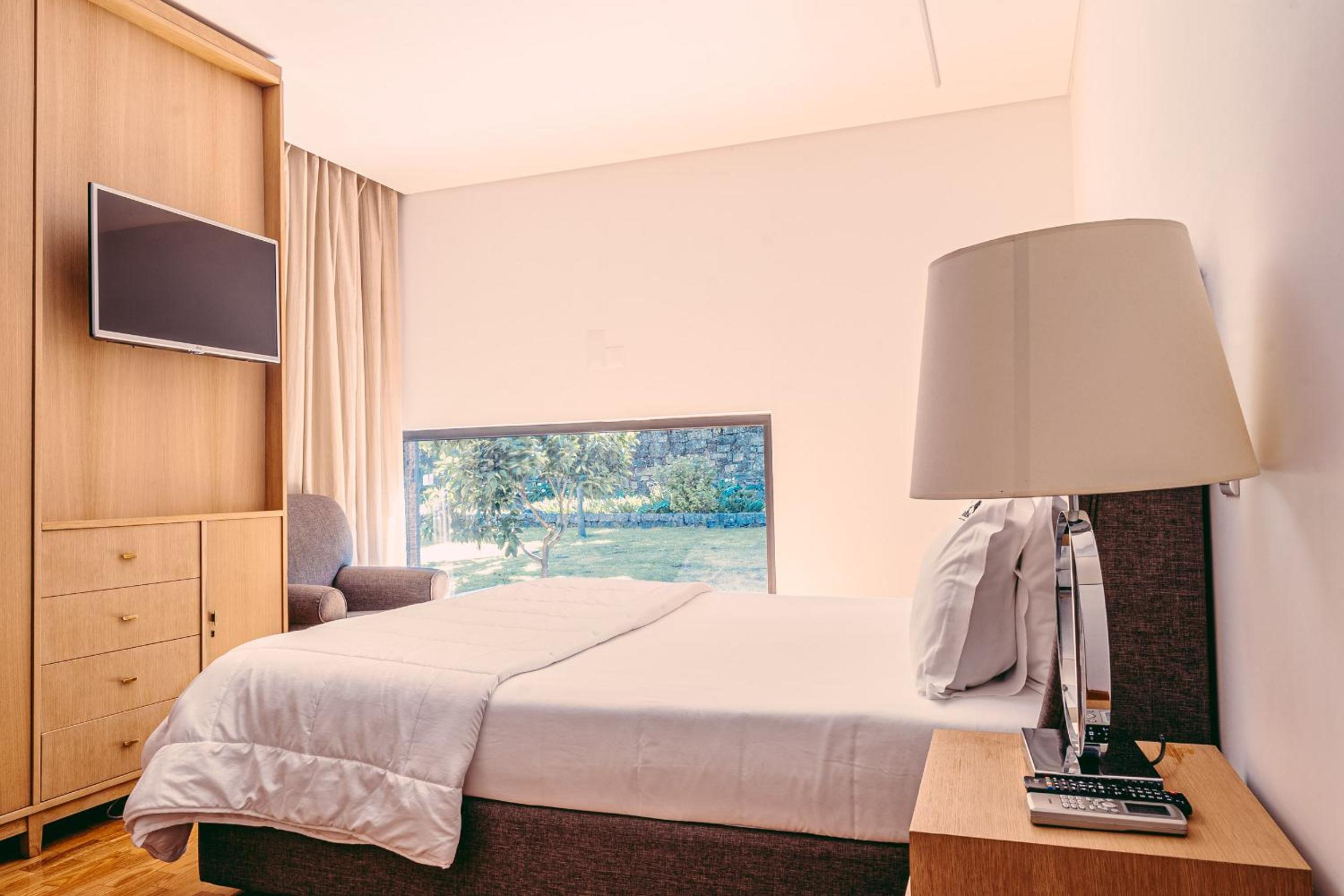 Double Room with Private Bathroom - Photo 7
