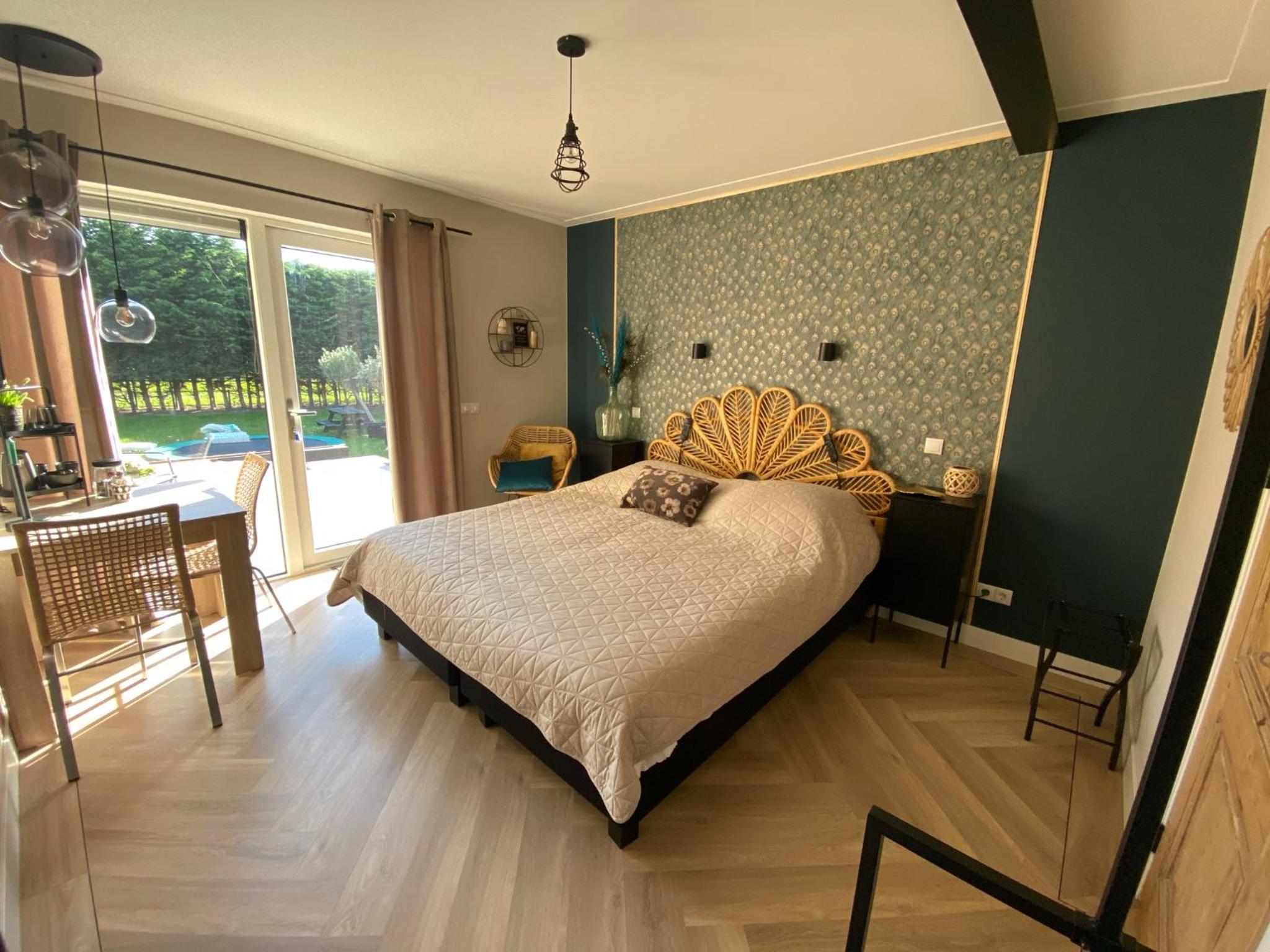 Deluxe Double Room photo 3