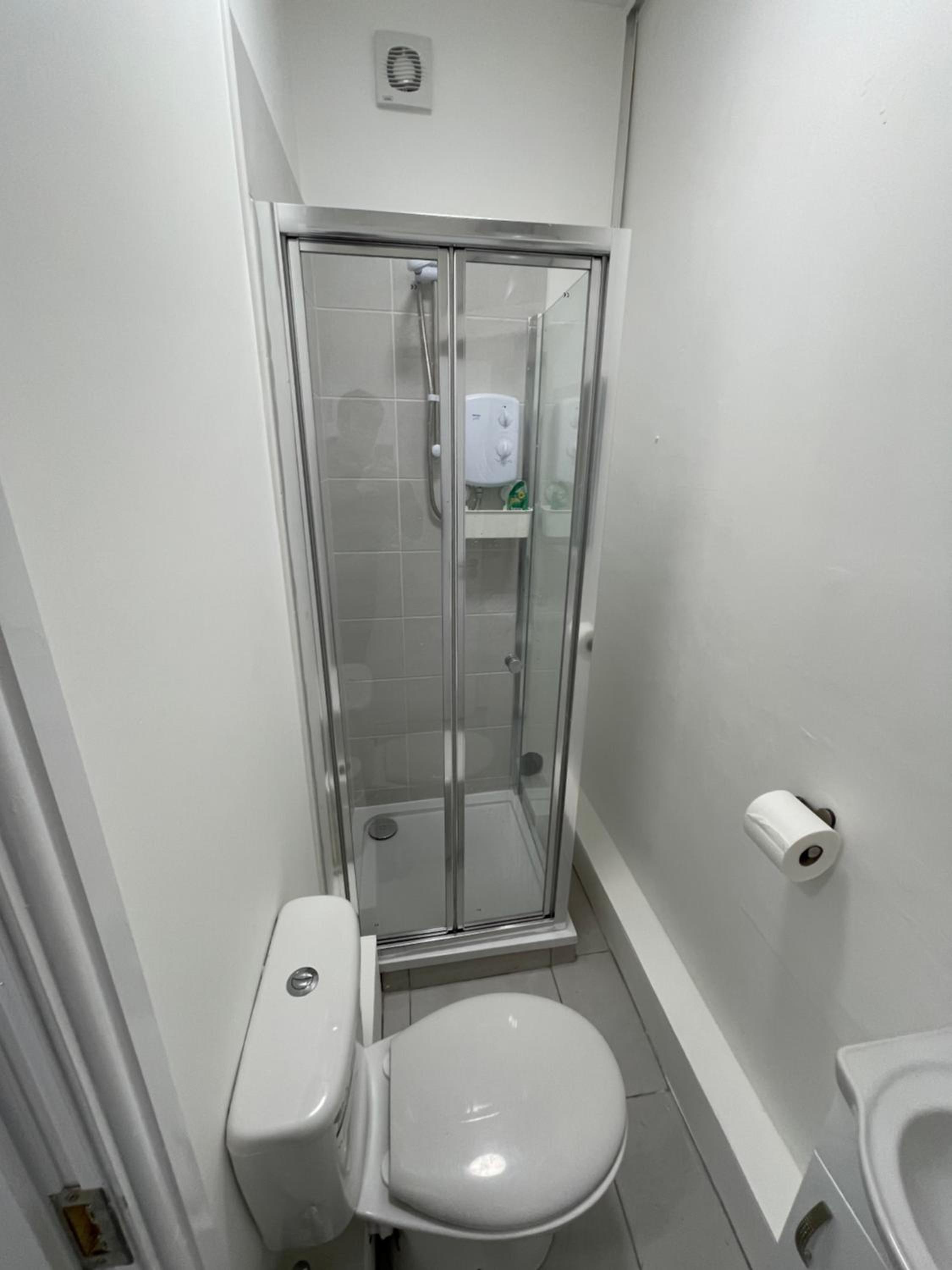 Standard Triple Room - Photo 13