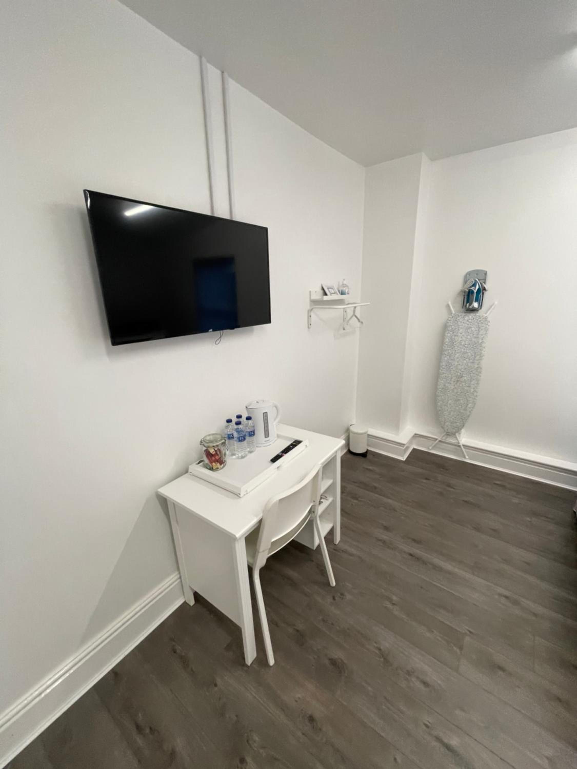 Quadruple Room - Photo 4