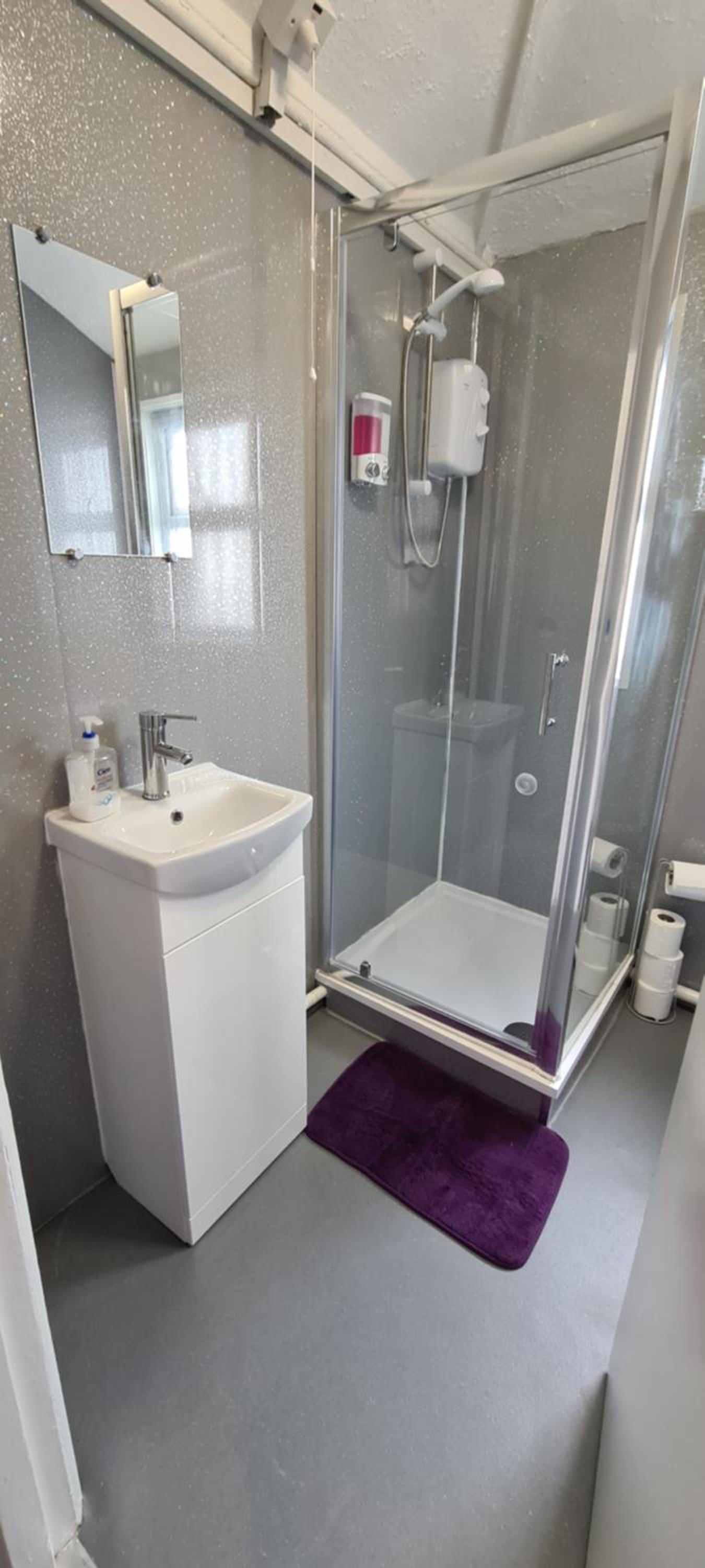 Single Room with Private External Bathroom photo 3