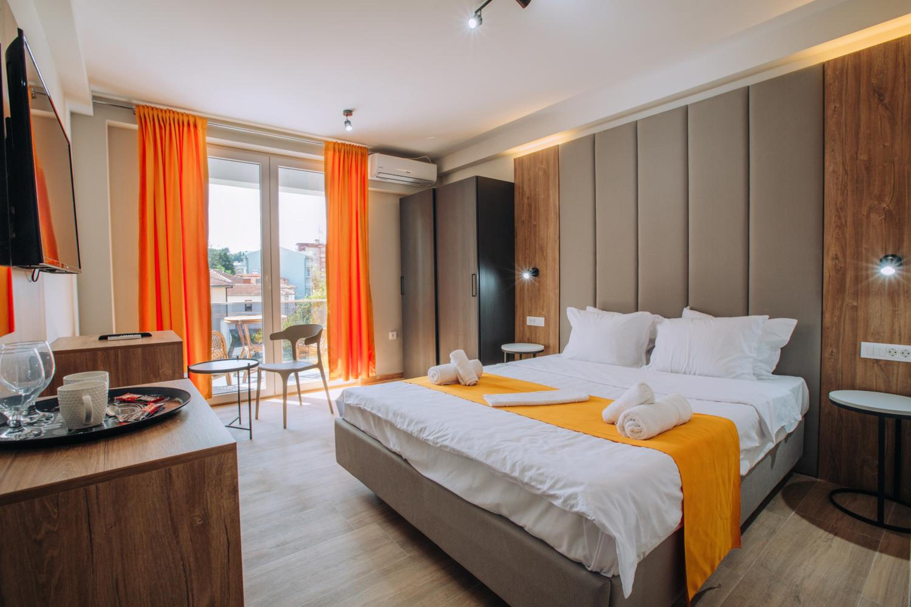 Double Room with Balcony photo 3