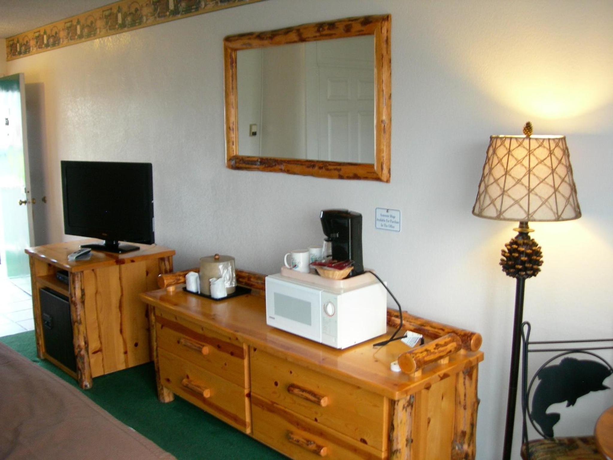 Single King with Mountain View  photo 3