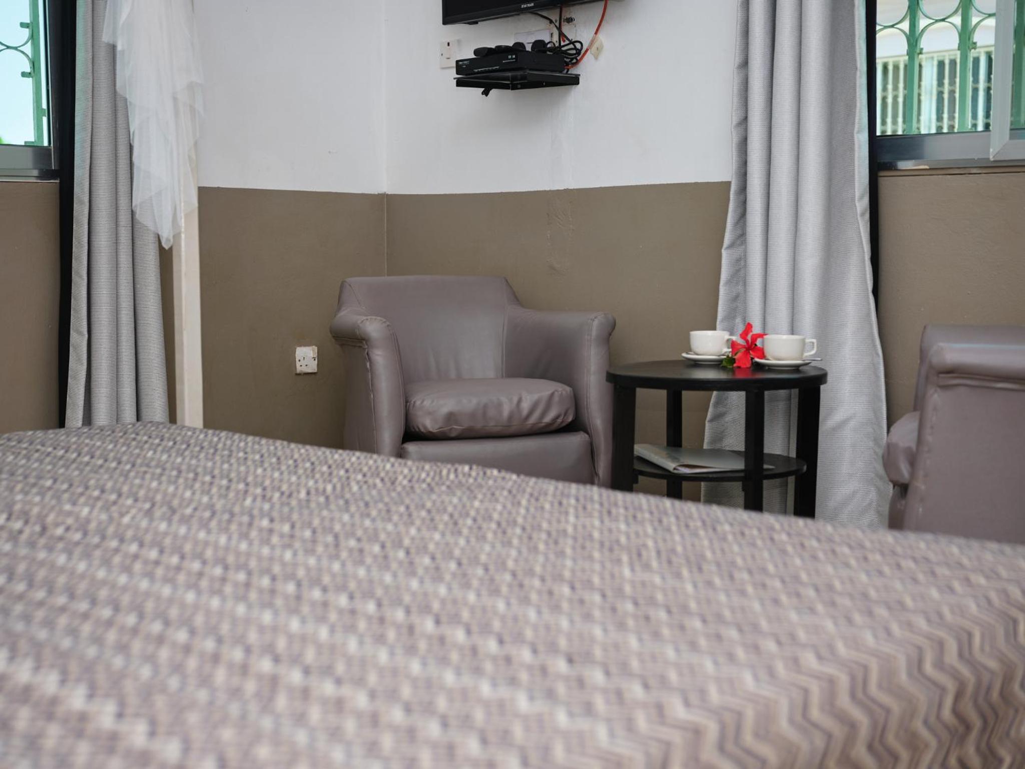 Small Double Room photo 1