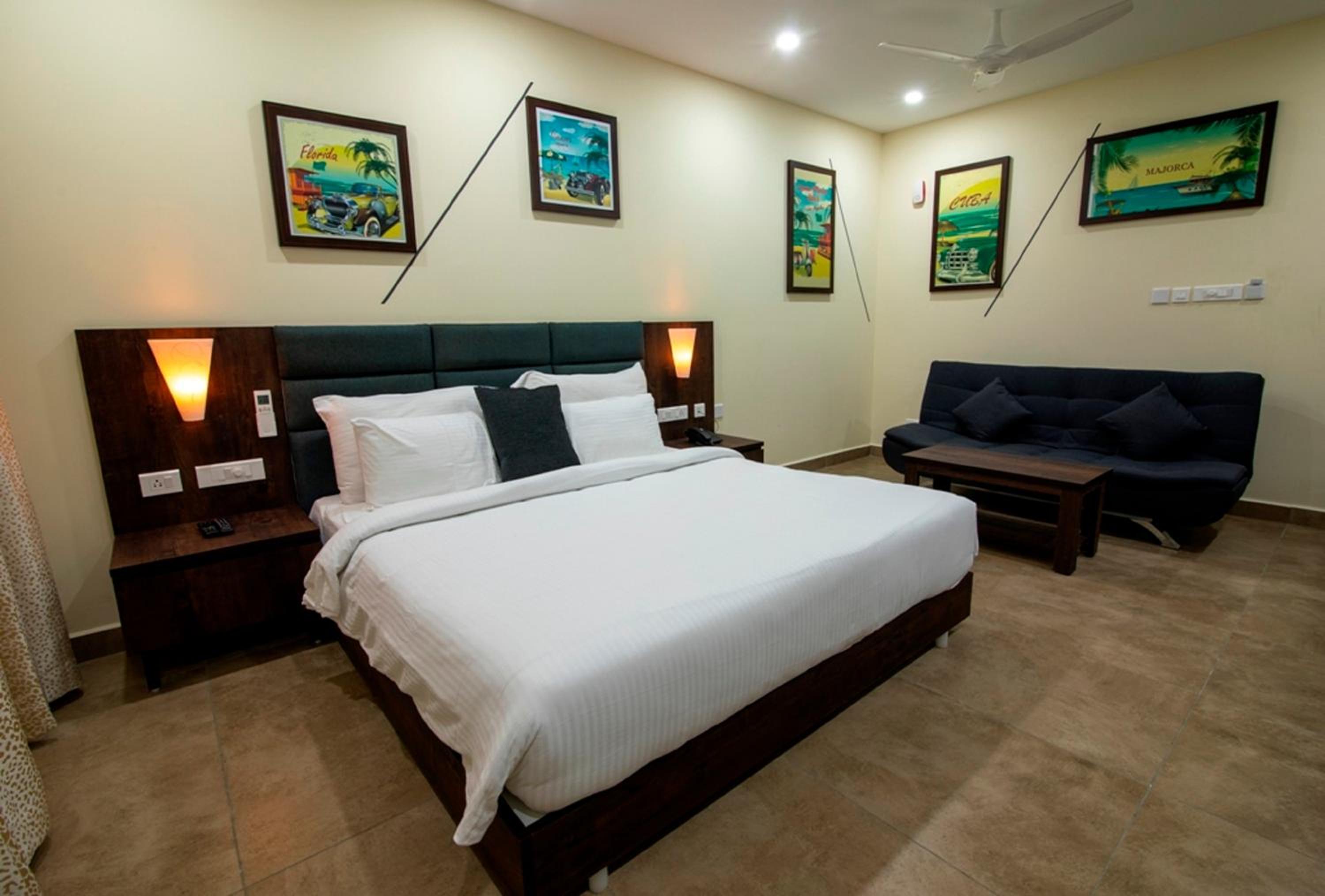 Superior King Room