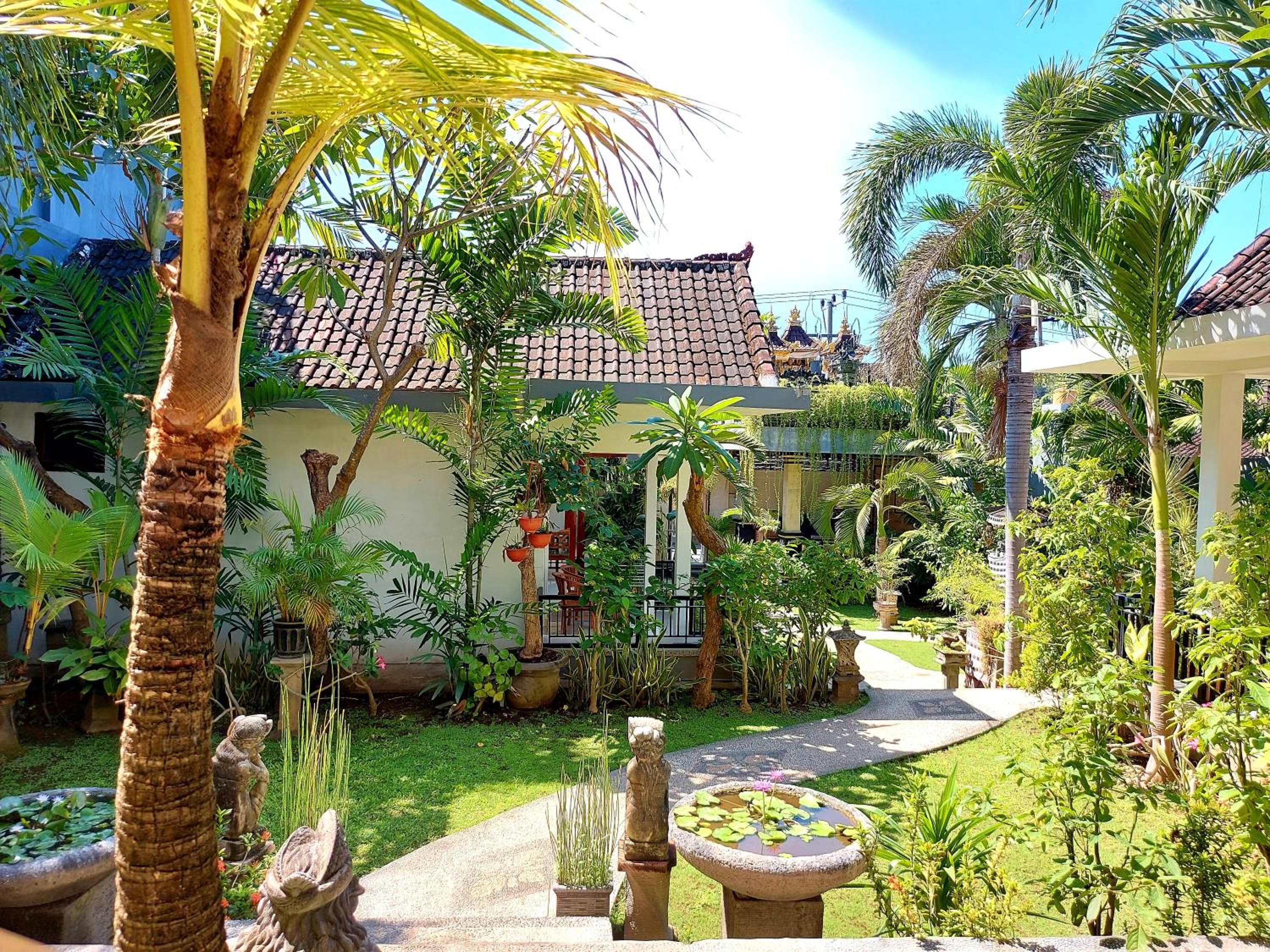 Double Room with Garden View - Photo 2