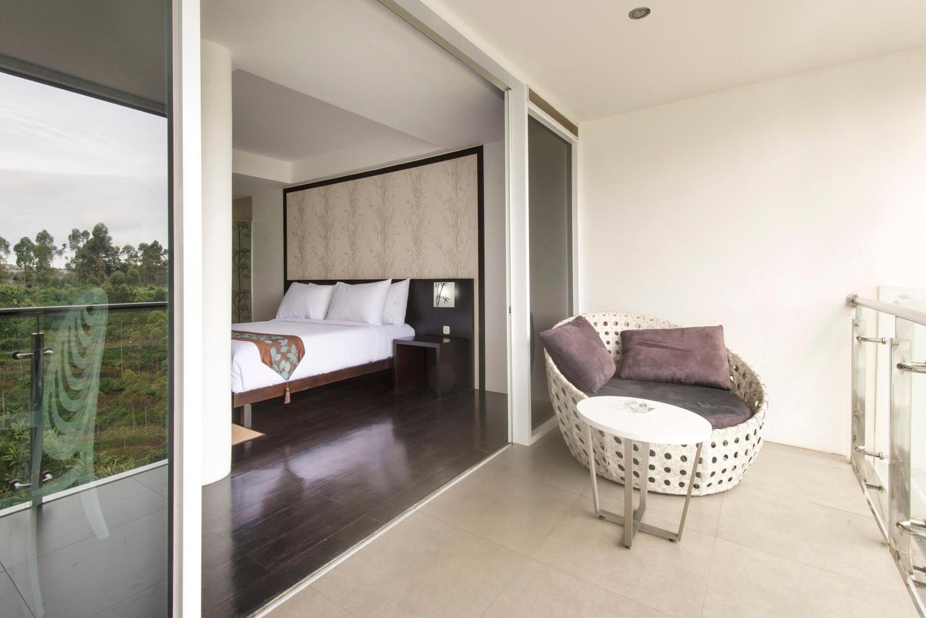 Double Room with Mountain View - Photo 4