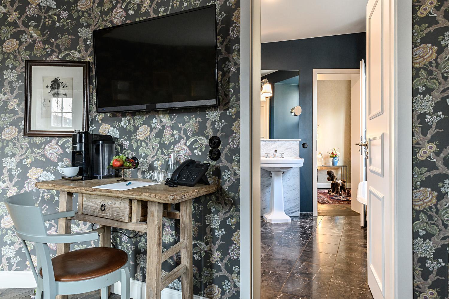 One-Bedroom Suite