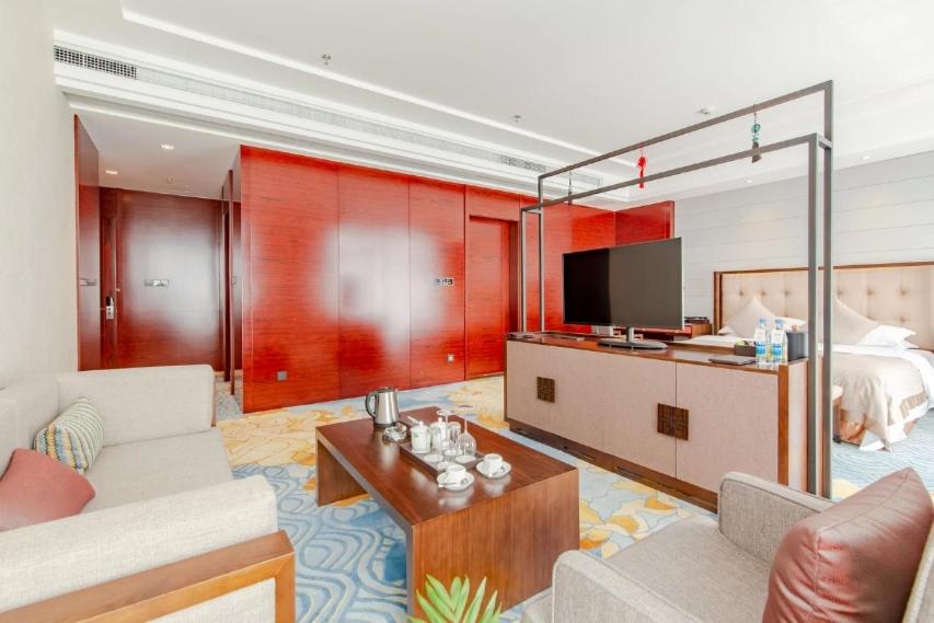 Deluxe Double Room with City View