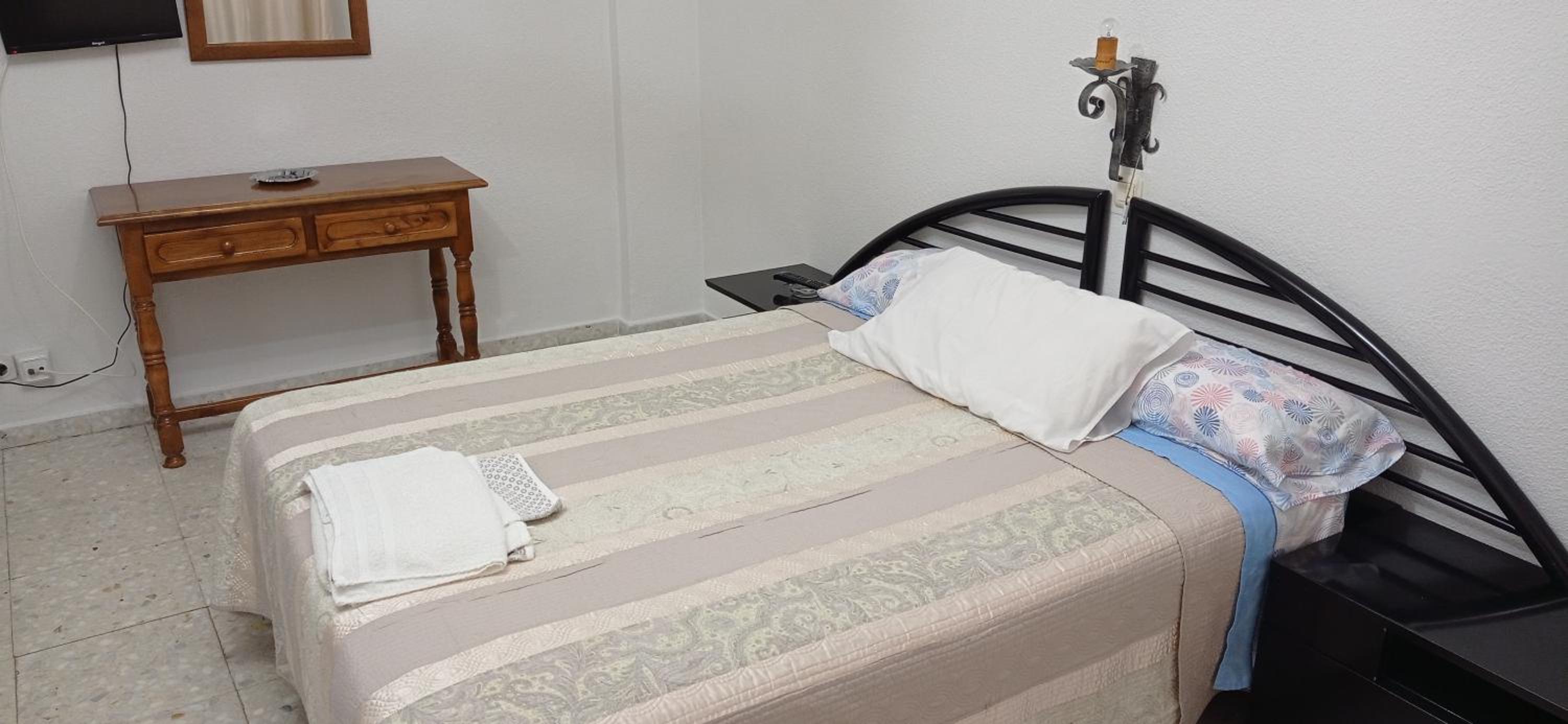 Queen Room - Photo 4