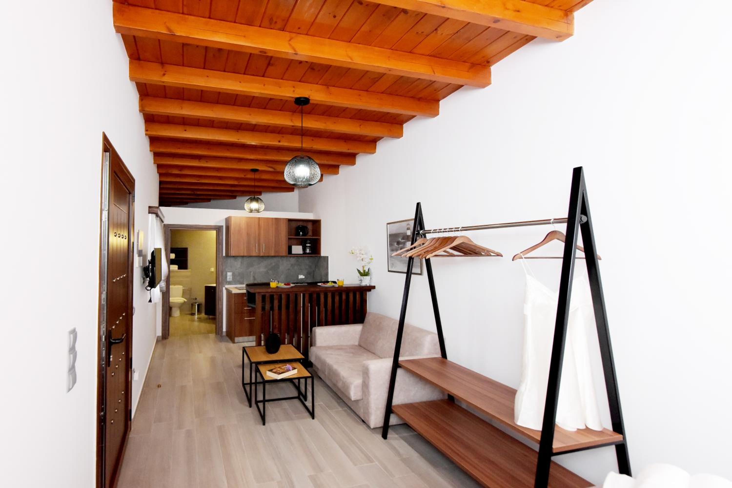One-Bedroom House photo 1