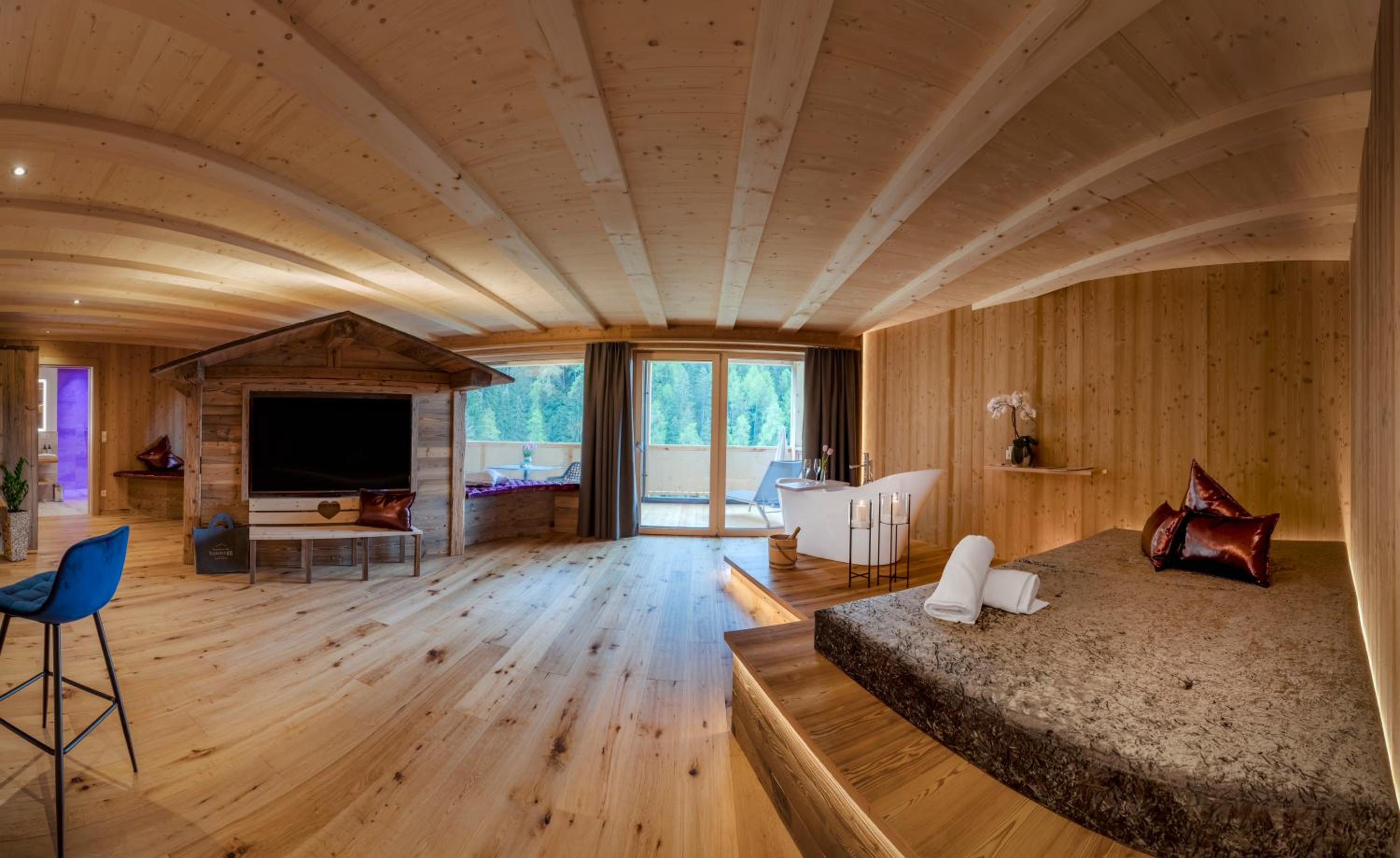 Luxury Lodge photo 3