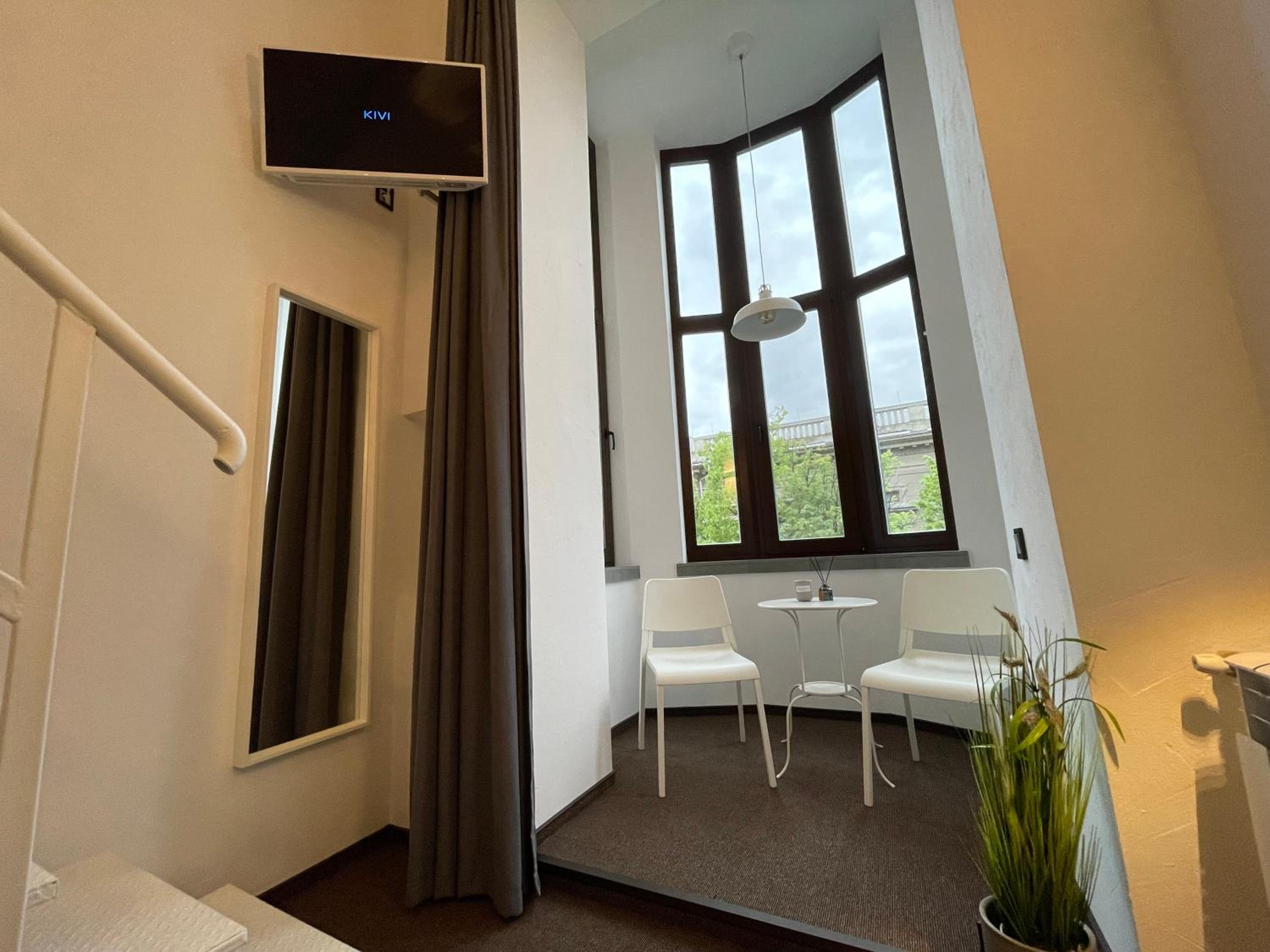 Deluxe Double Room And With Bay Window