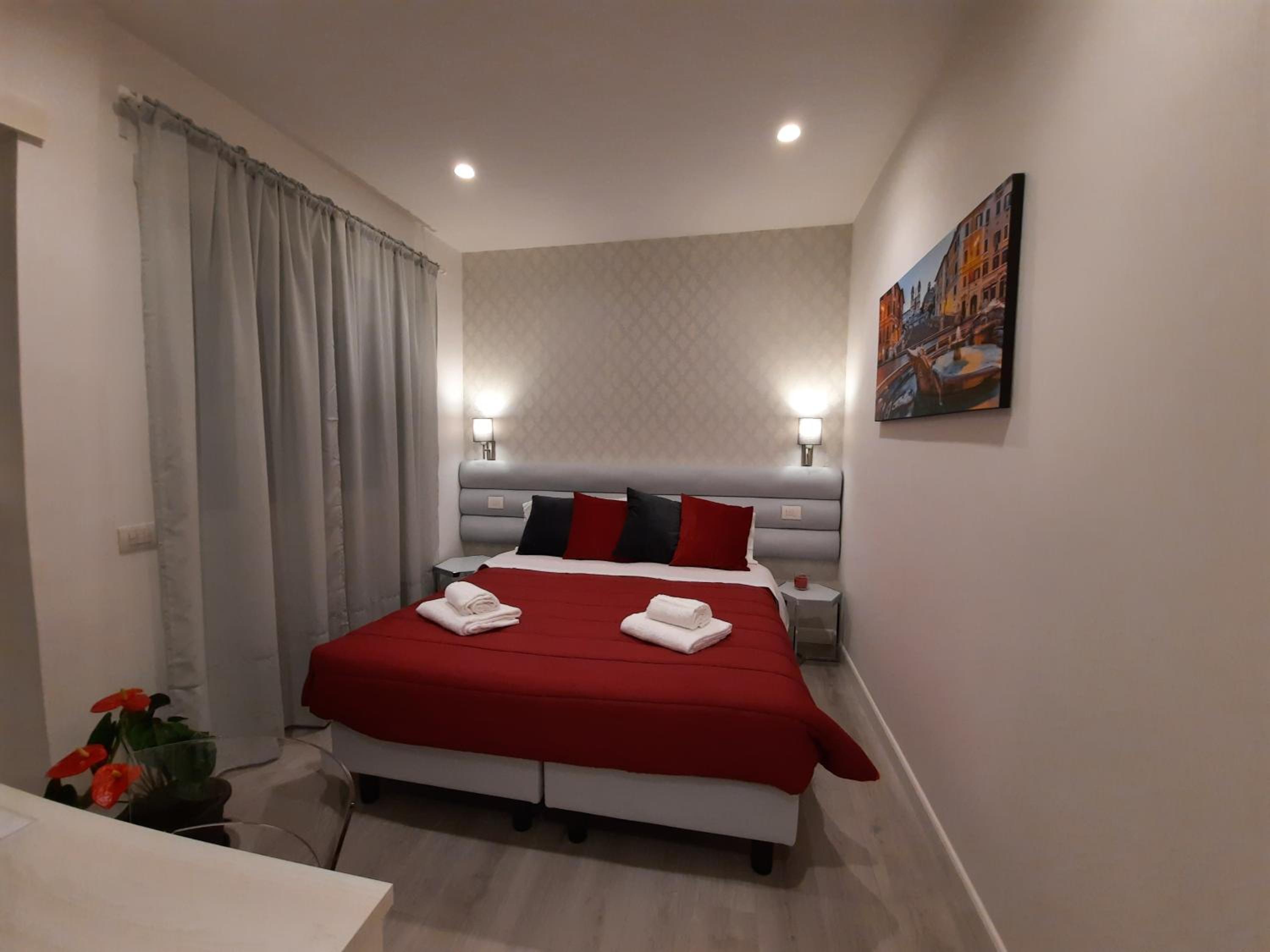 Deluxe Double or Twin Room