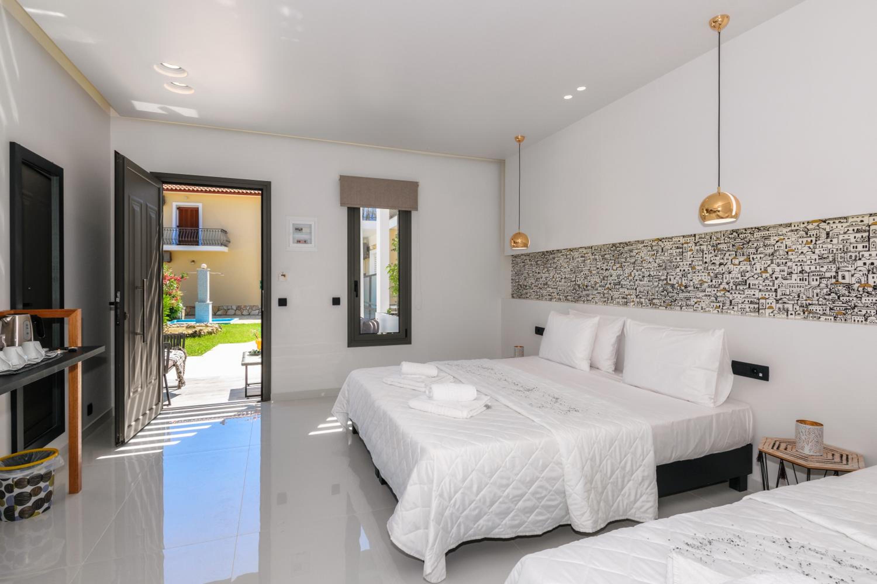 Deluxe Triple Room - Photo 6