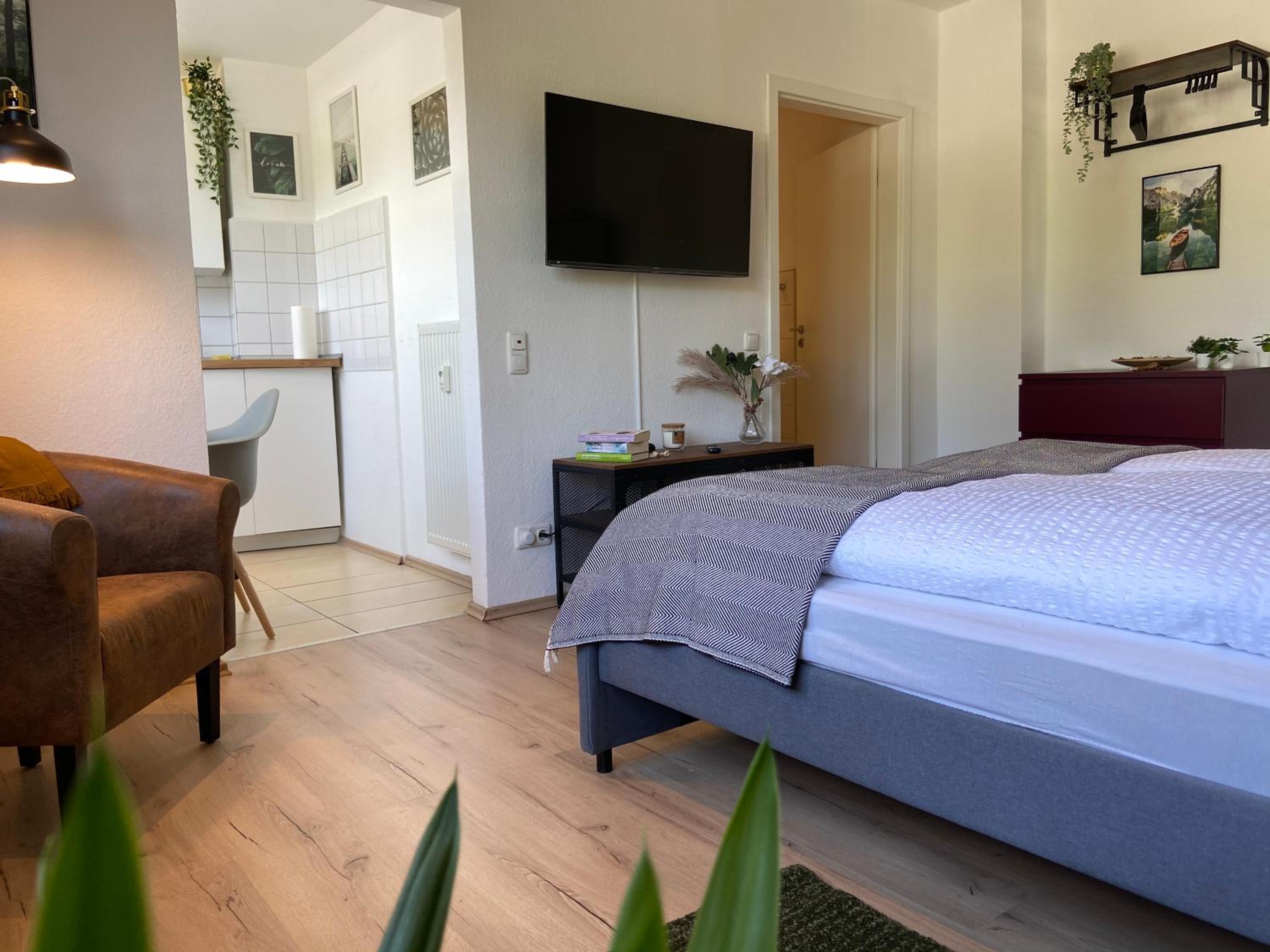 One-Bedroom Apartment - Photo 1