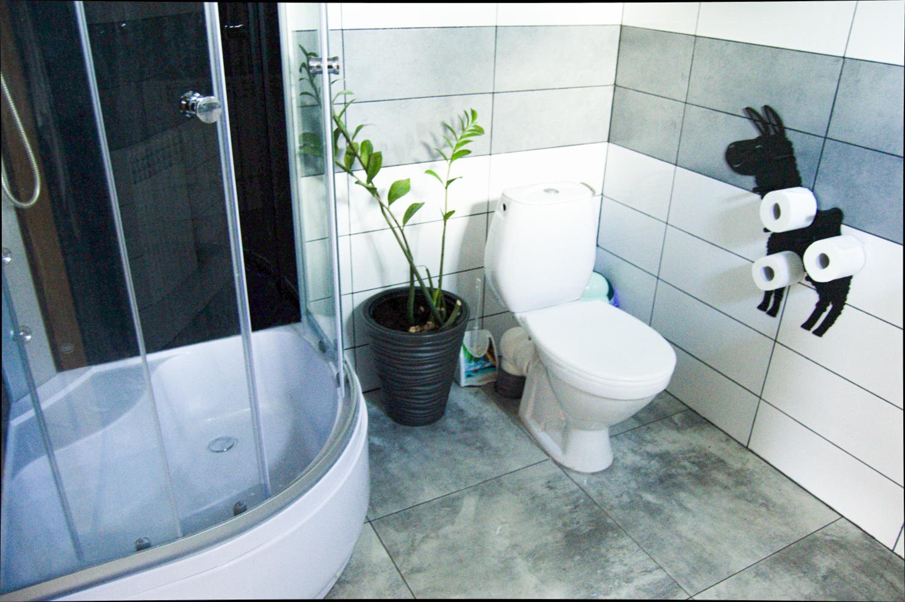 Two-Bedroom House - Photo 1