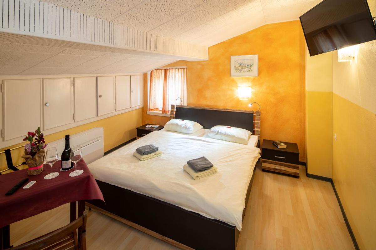 Standard Double Room photo 2