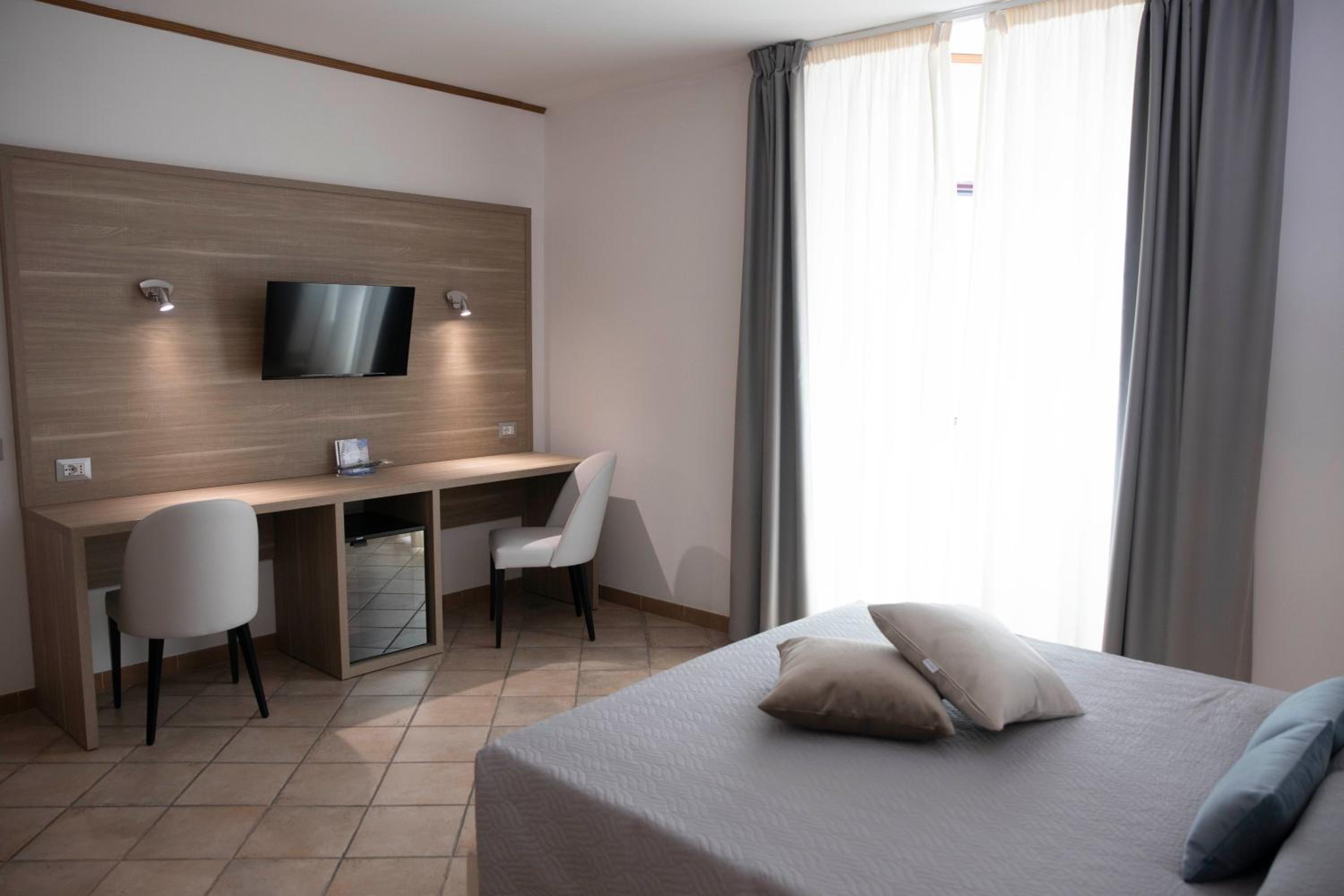 Double Room - Photo 36