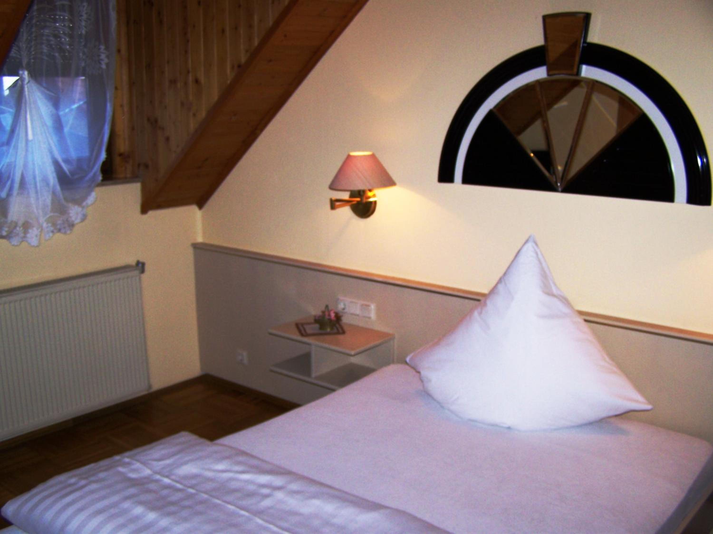 Large Single Room photo 1