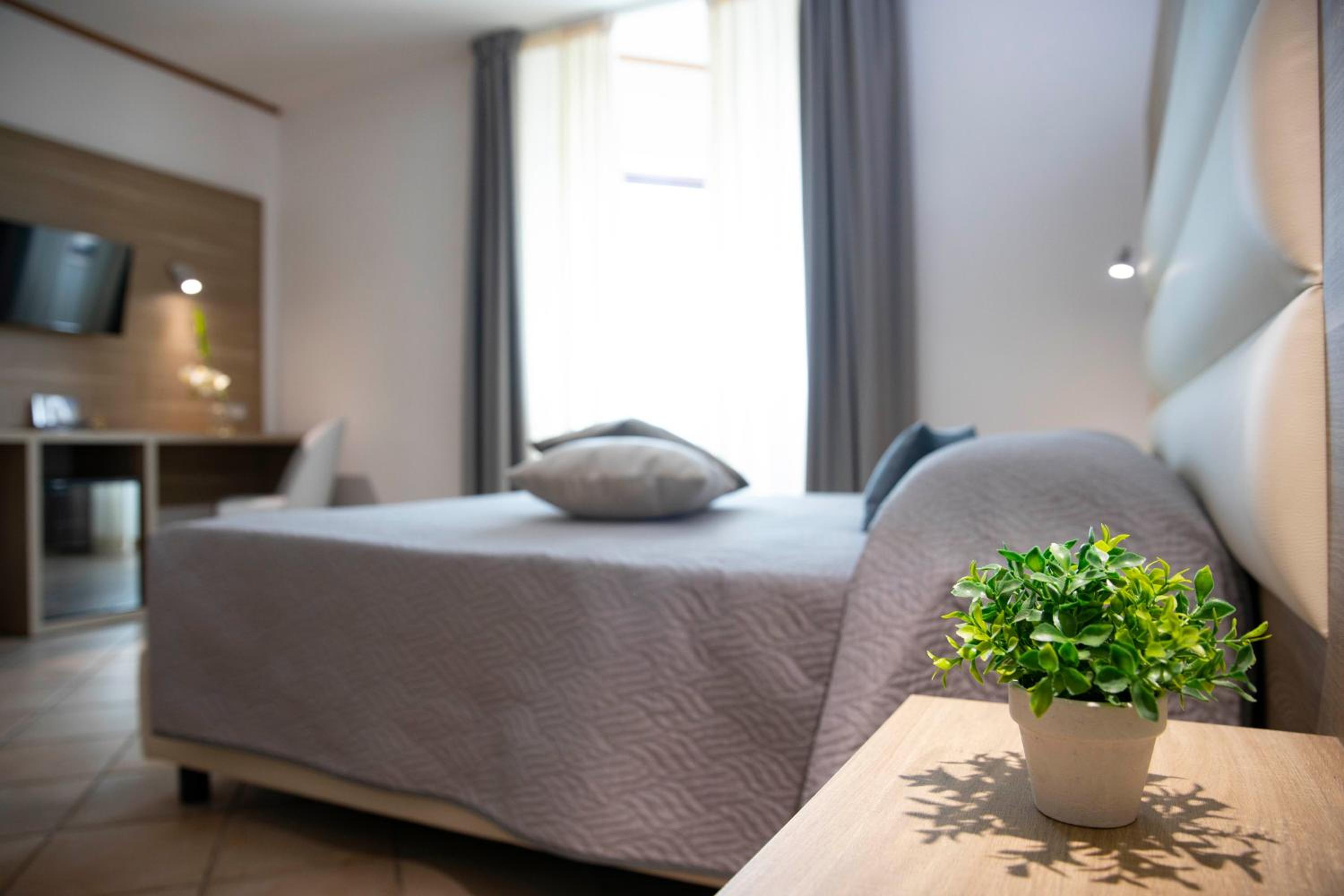 Double Room - Photo 27