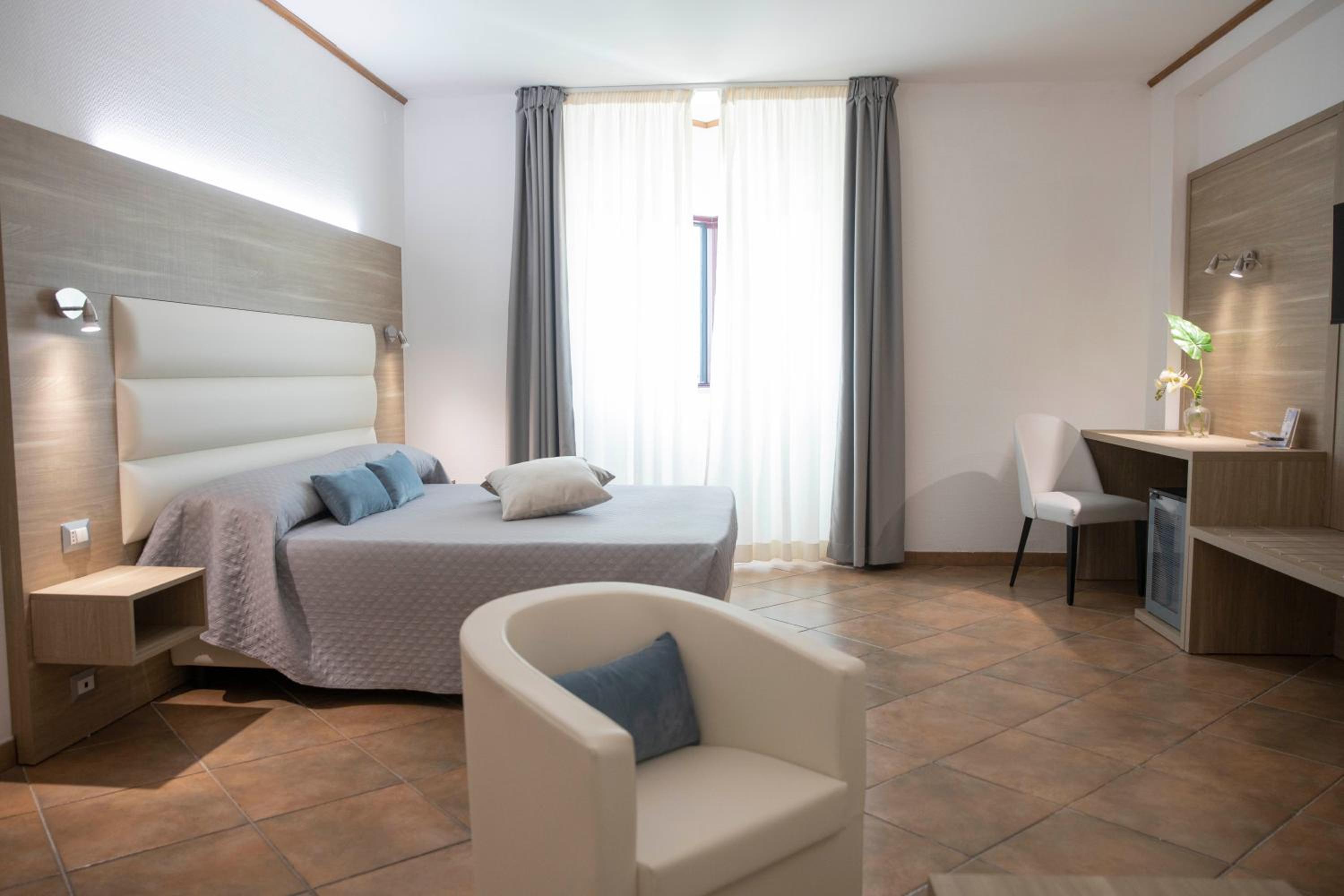 Double Room - Photo 42