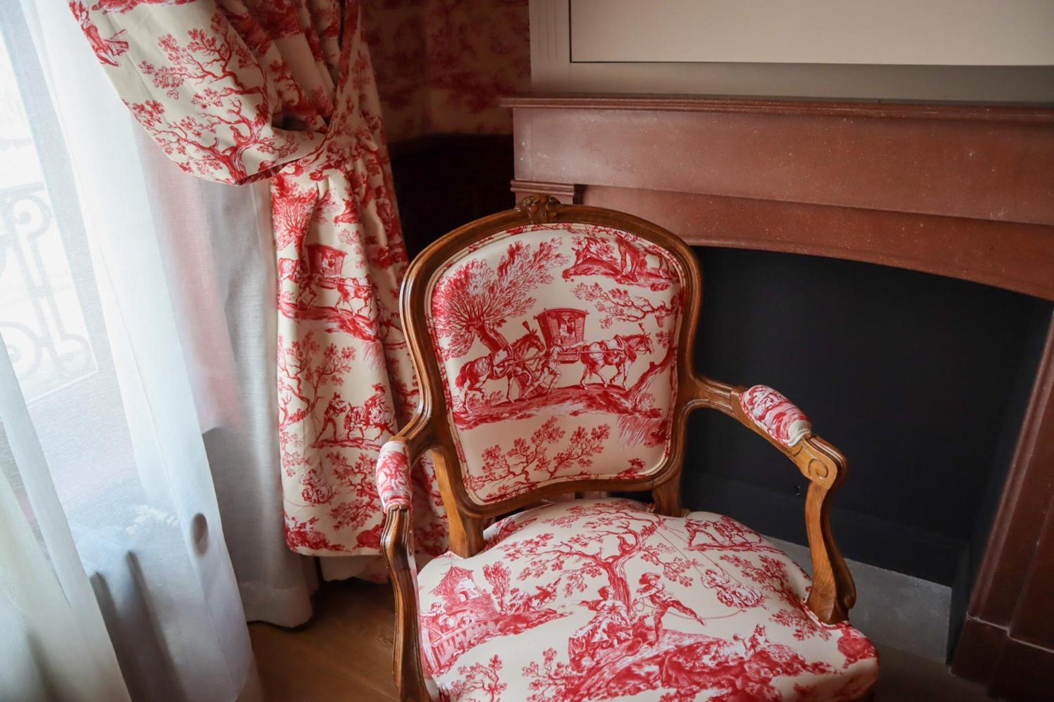 Deluxe Queen Room - Boudoir  - Photo 6
