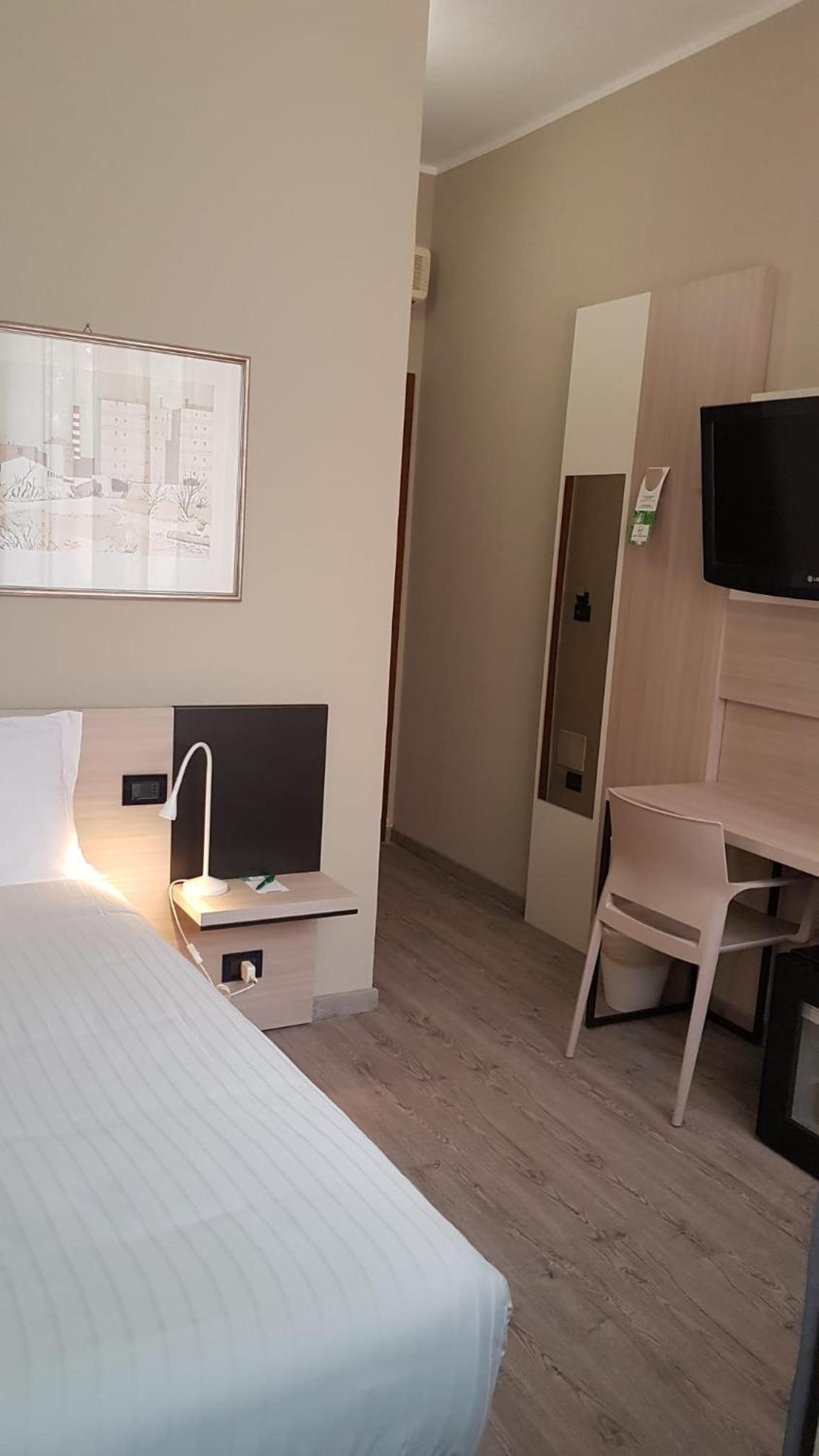 Single Room photo 1