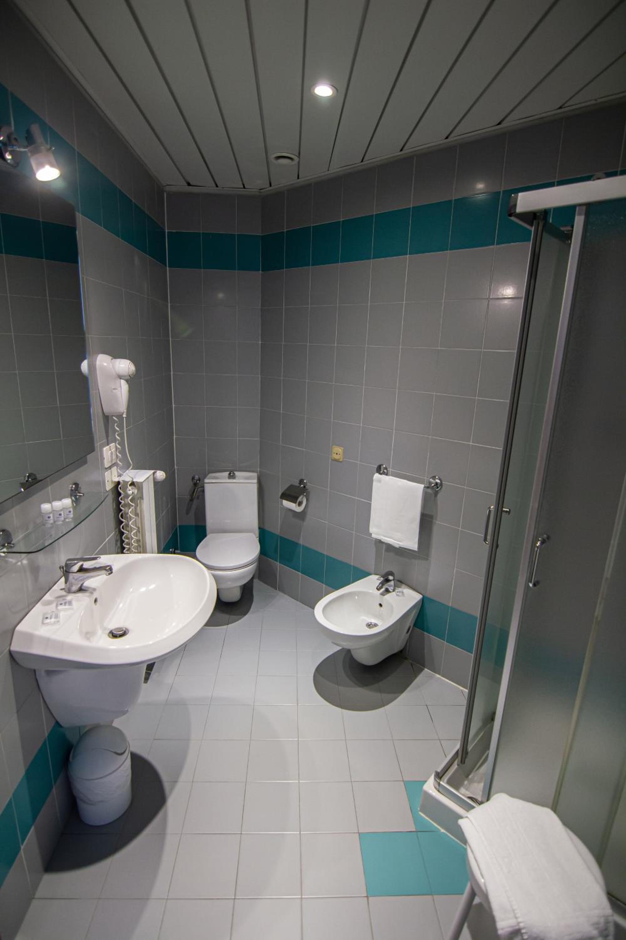 Economy Double or Twin Room - Photo 3