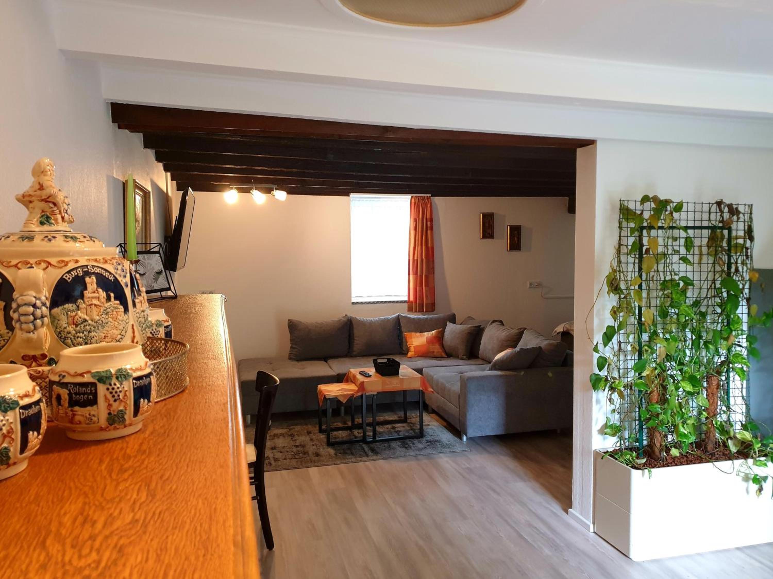 One-Bedroom Apartment (Neighboring Building) photo 1