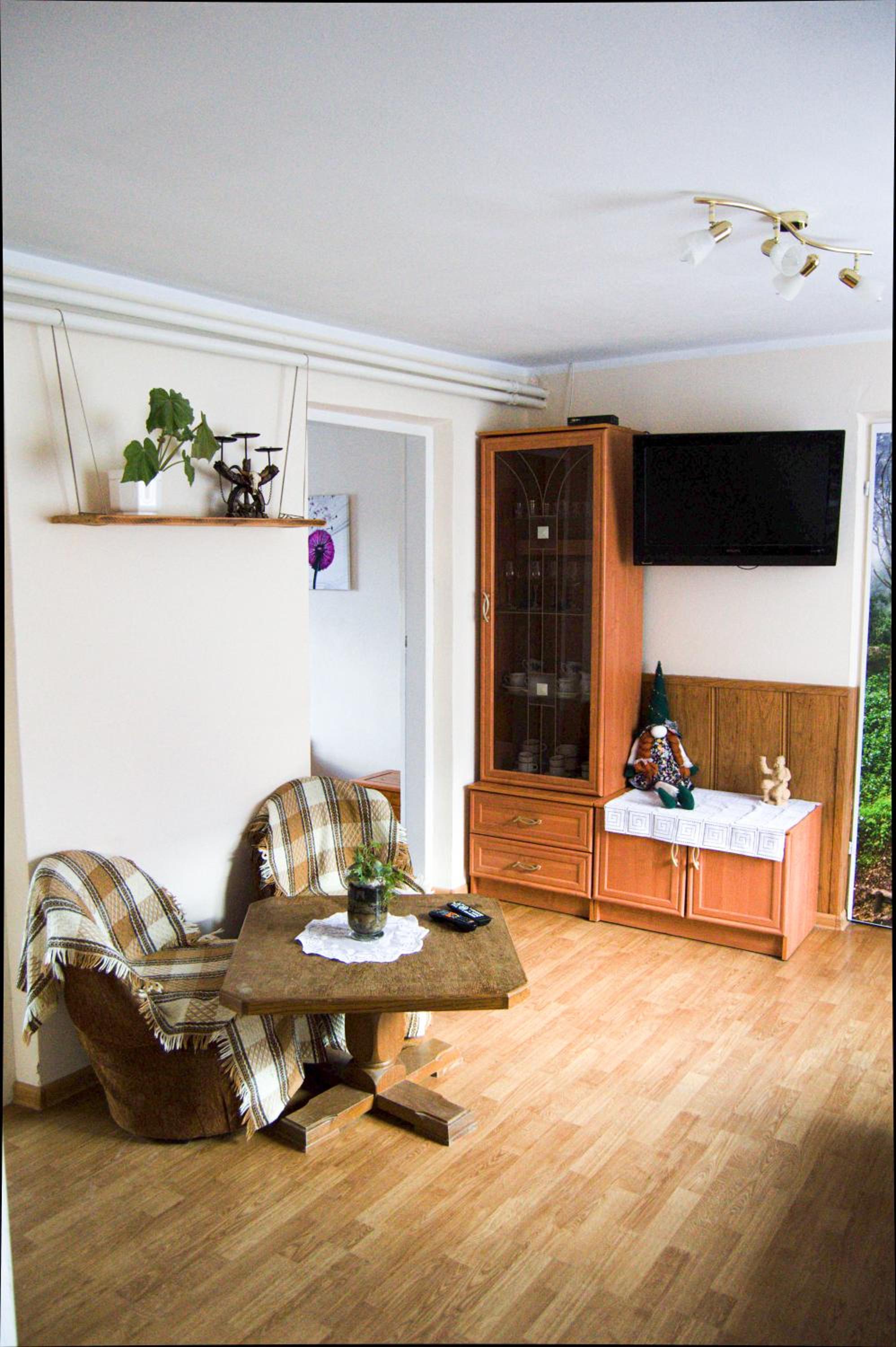 Two-Bedroom House - Photo 5