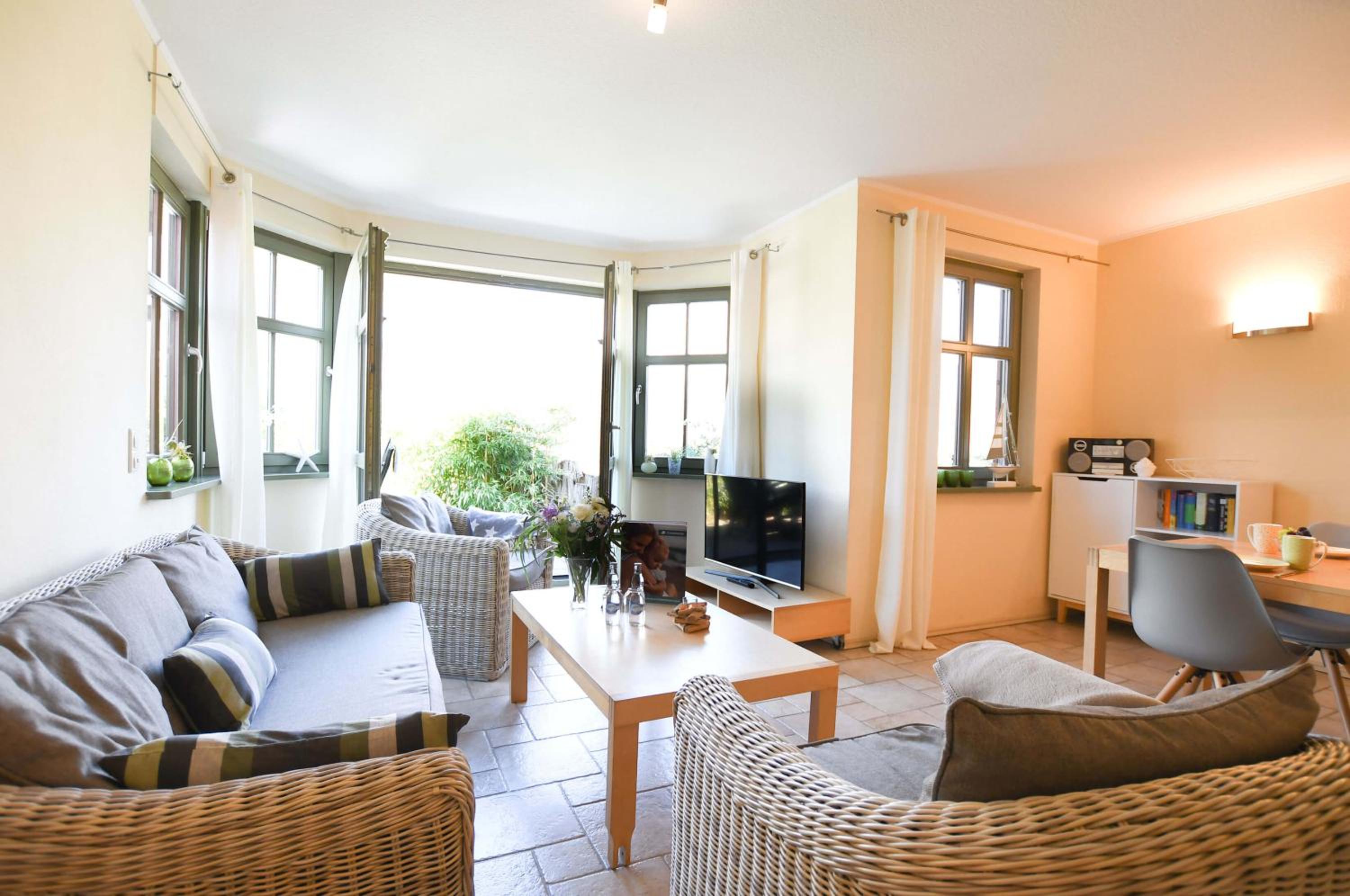 Apartment with Terrace photo 1