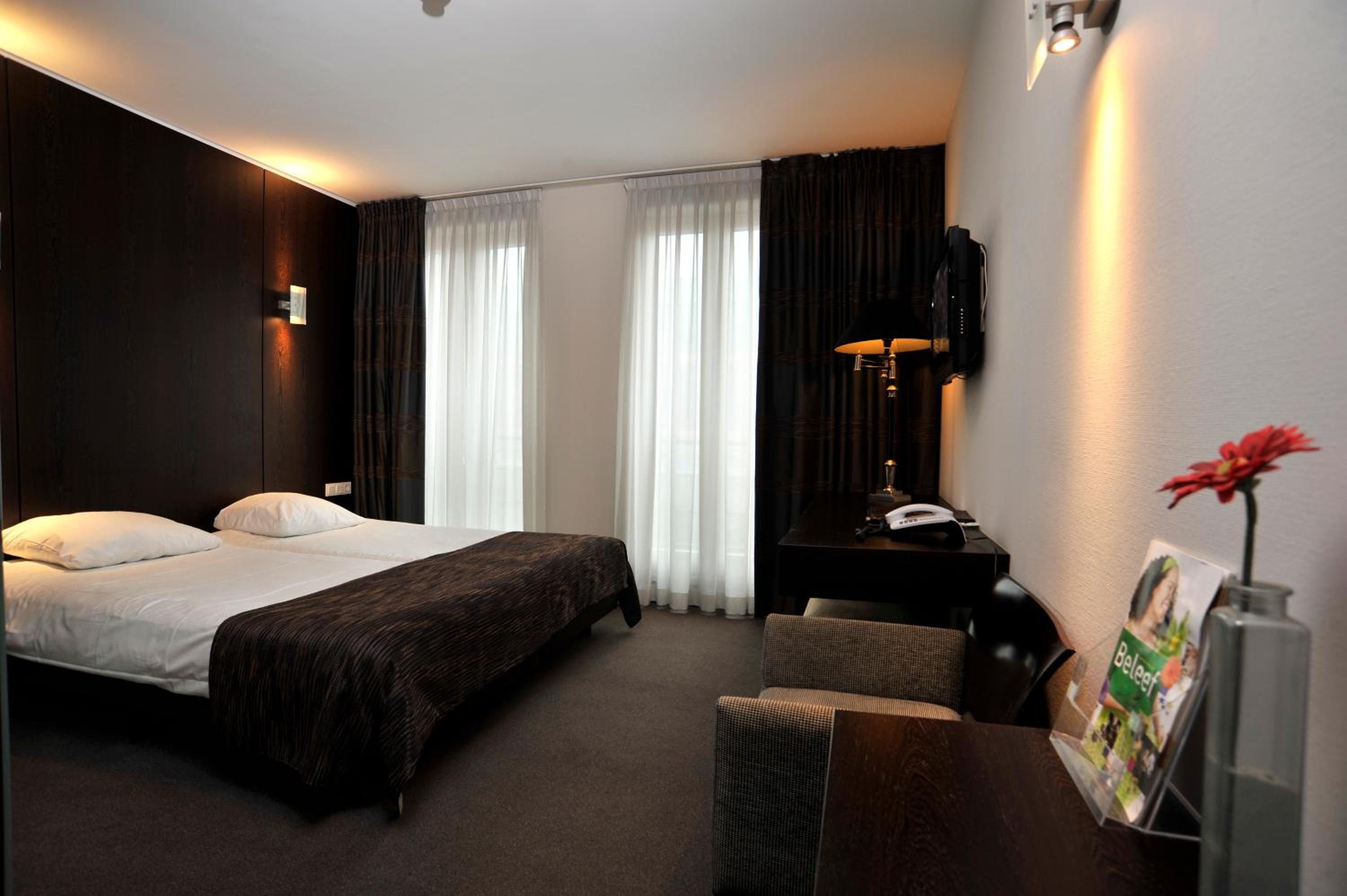 Deluxe Room - 2 Single Beds  - Photo 1