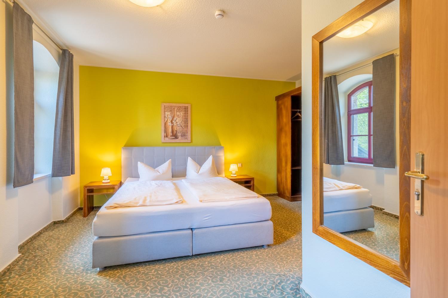 Double Room with Private Bathroom - Photo 1