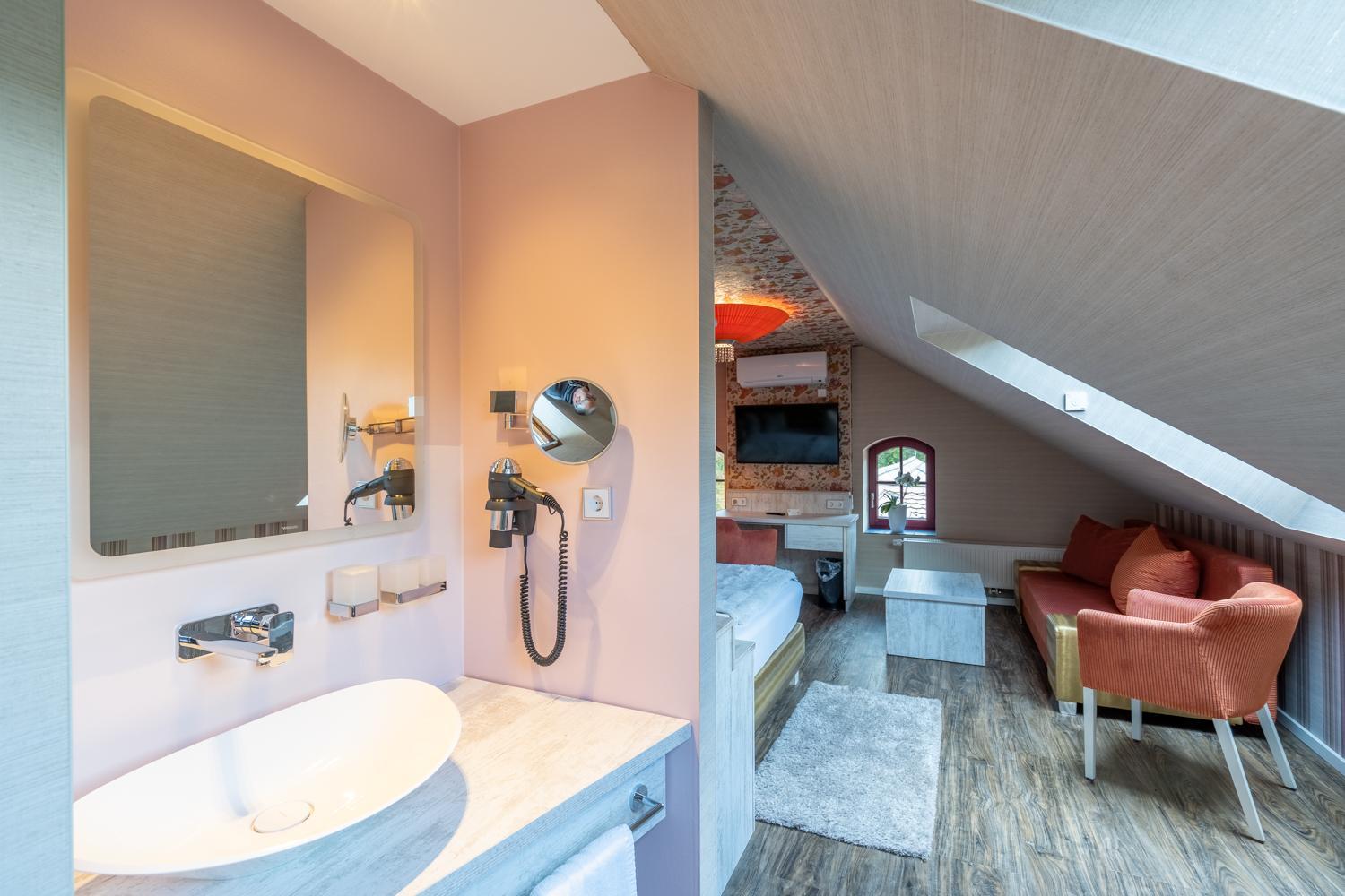 Deluxe Double Room - Photo 5