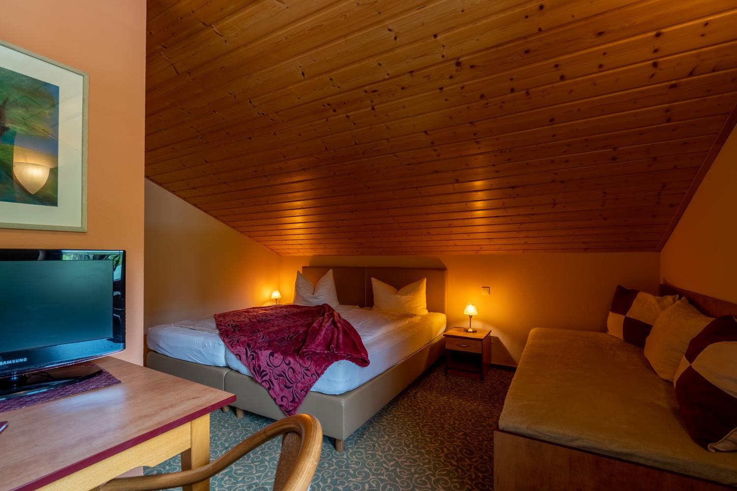 Triple Room with Private Bathroom - Photo 1