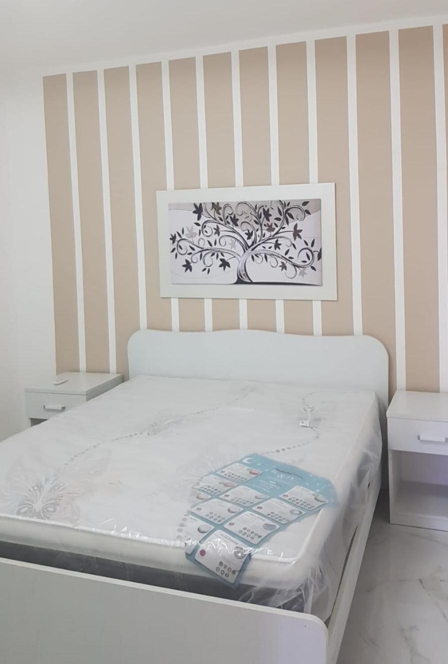 One-Bedroom Apartment - Photo 6