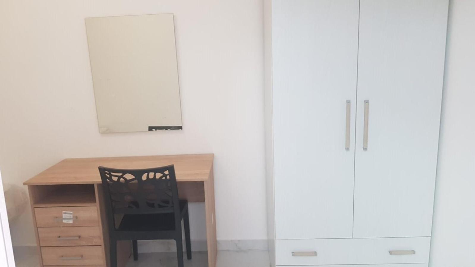 One-Bedroom Apartment - Photo 8