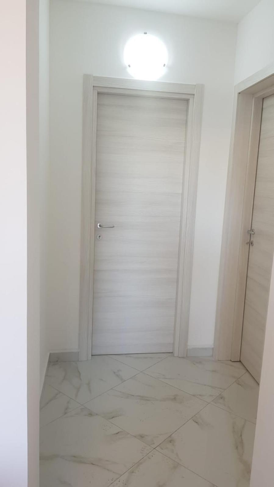 One-Bedroom Apartment - Photo 10