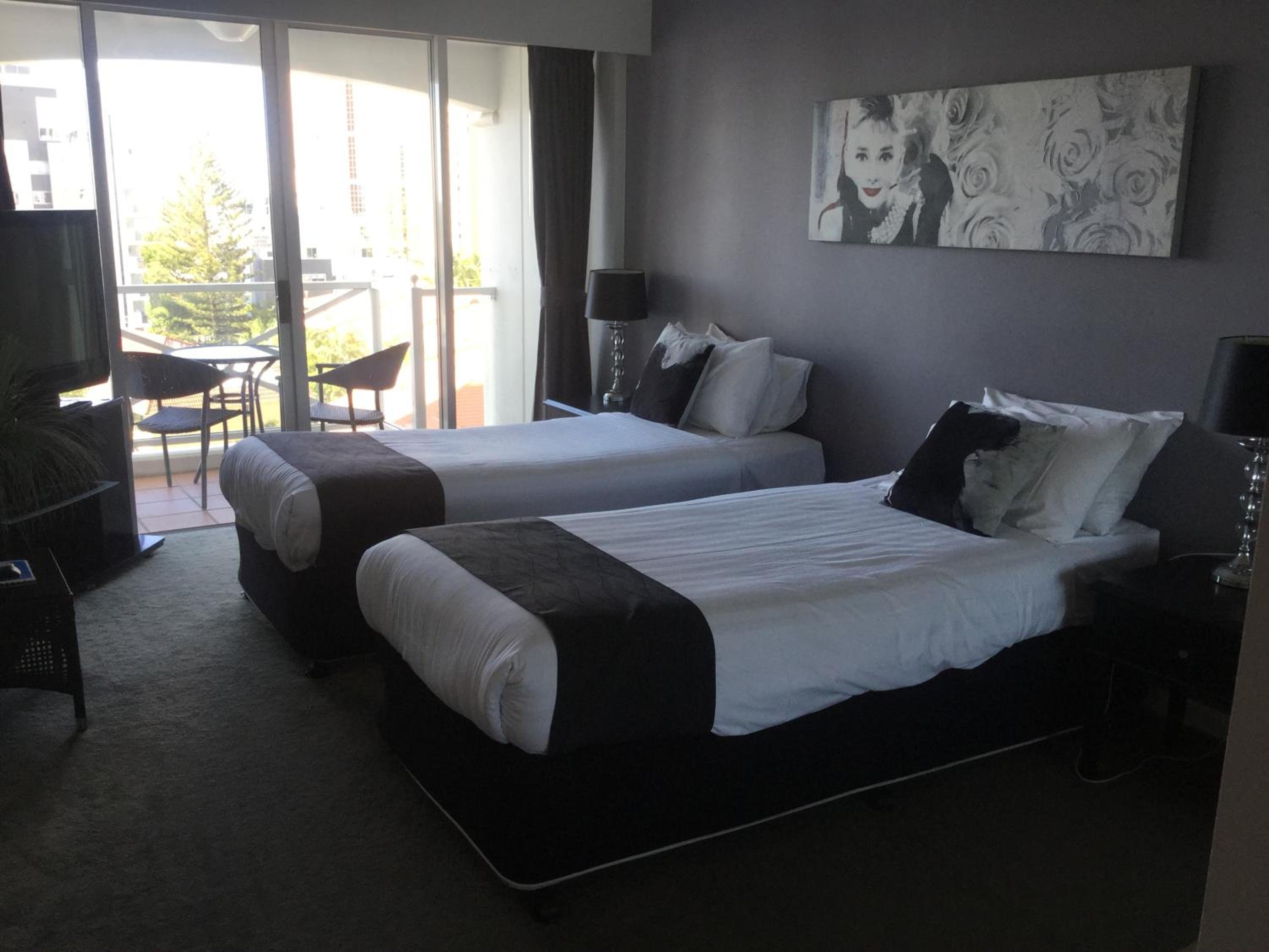 Hotel Room photo 3