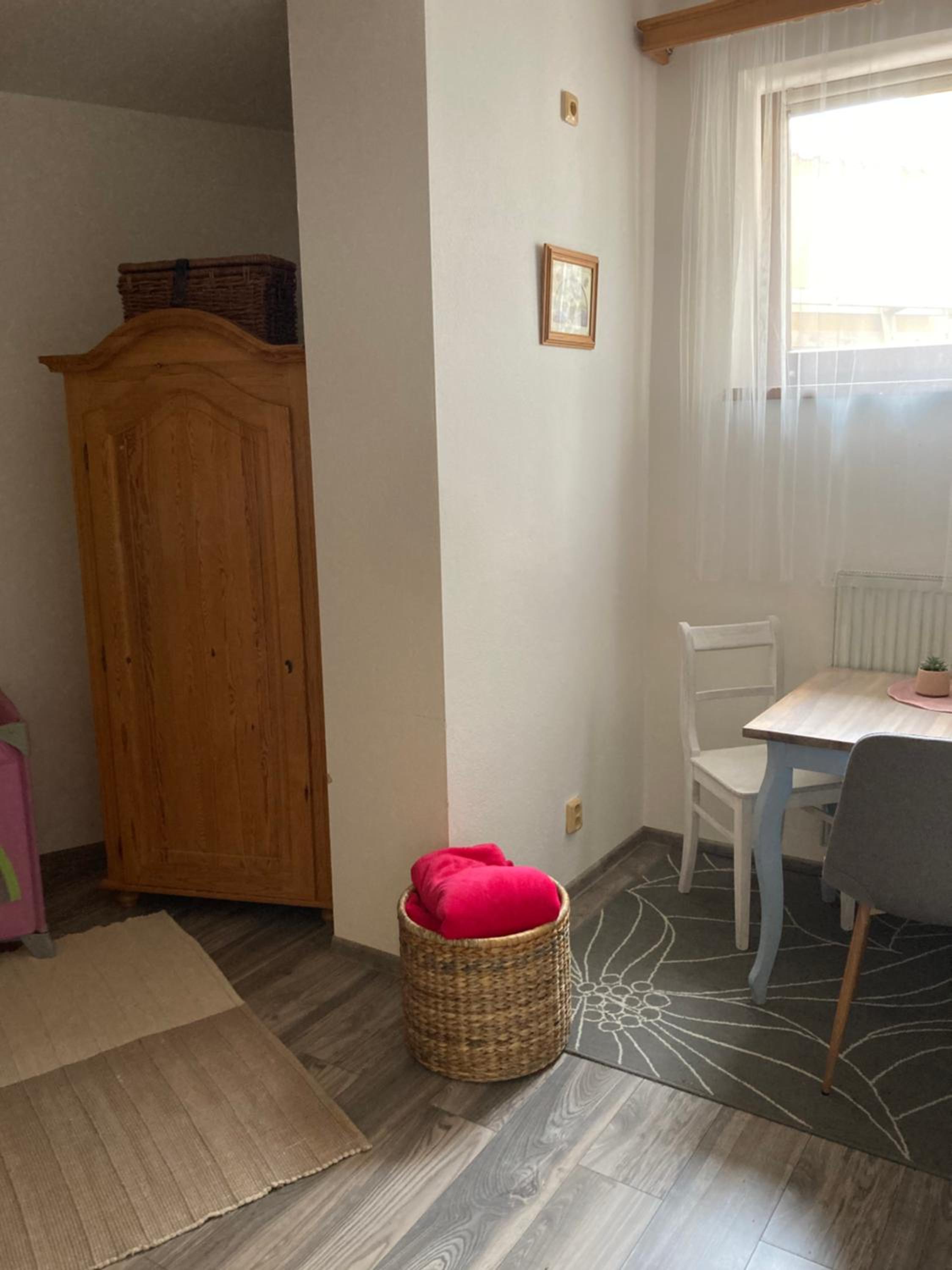 Family Room - Photo 3