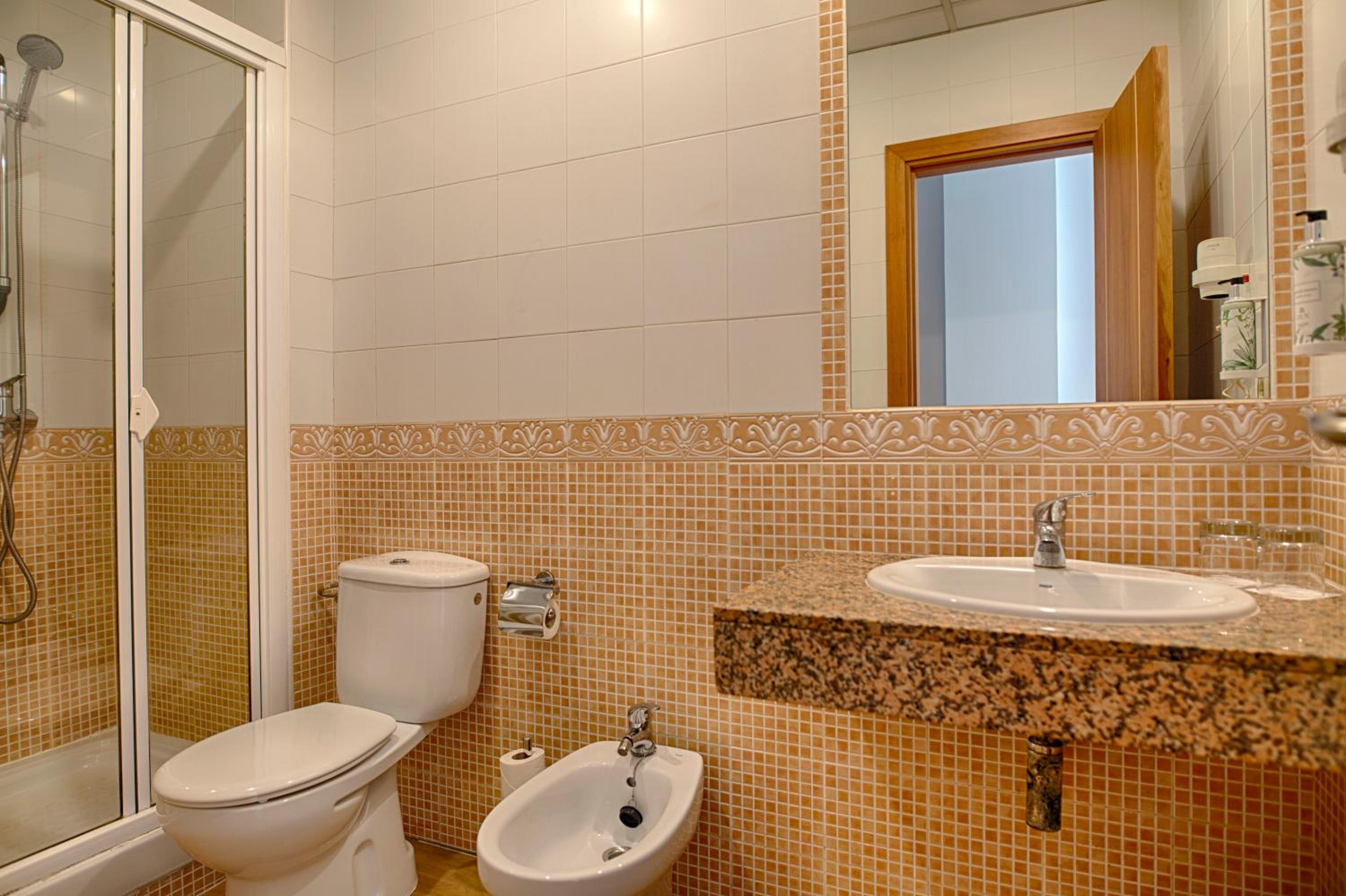 Superior Double or Twin Room with Terrace photo 3