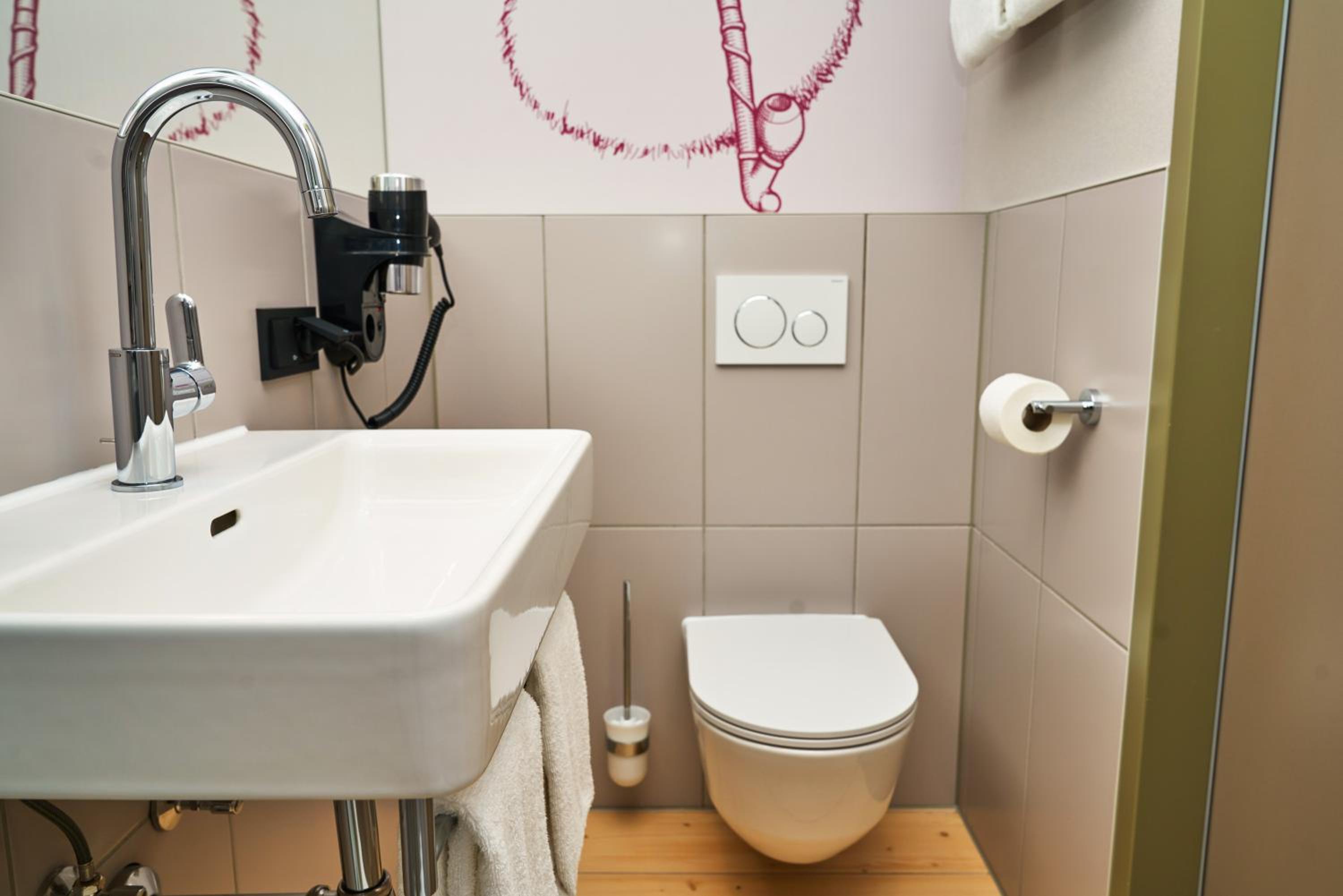 Basic Double Room - Photo 9