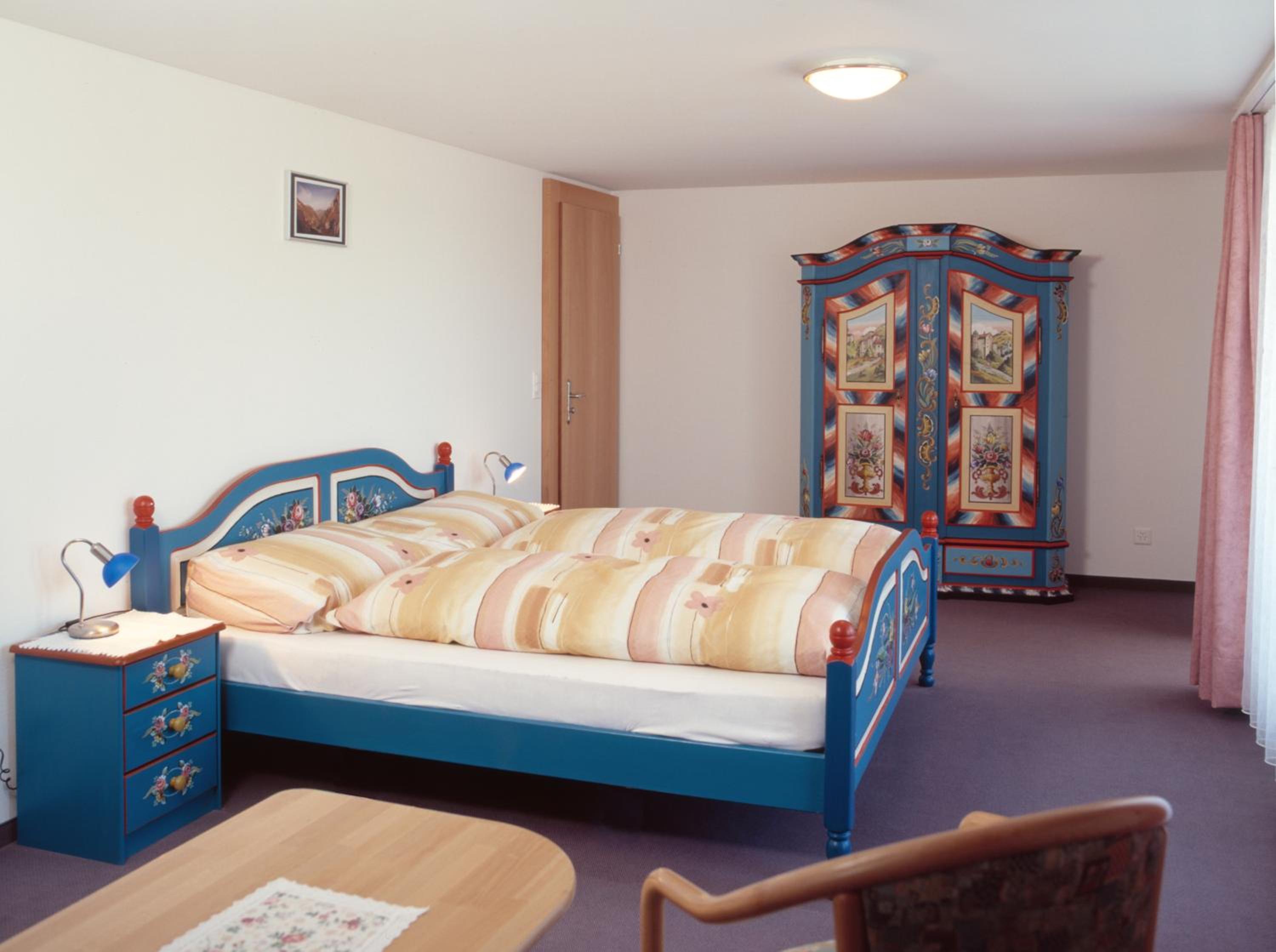 Double Room with Private Bathroom - Photo 2