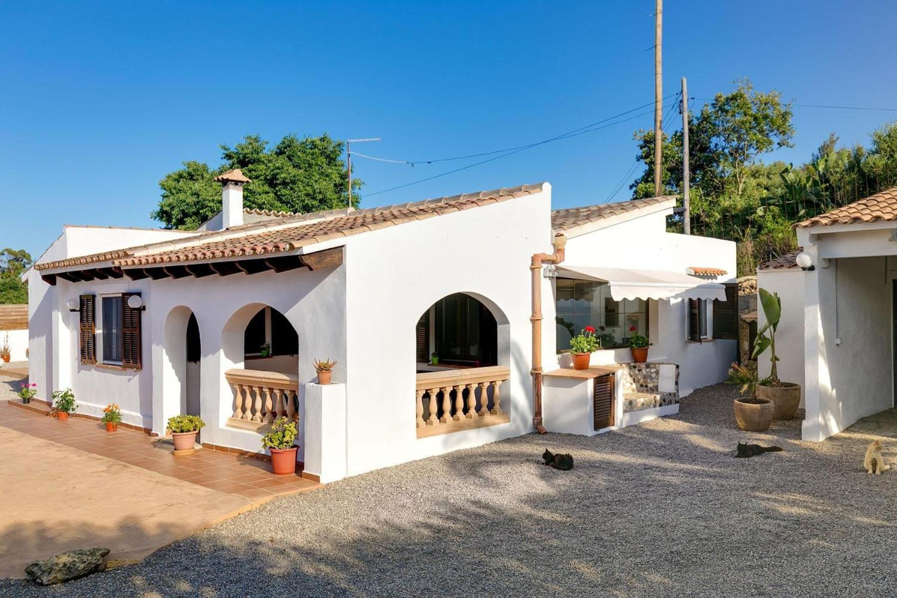 Villa with Garden View - Photo 22
