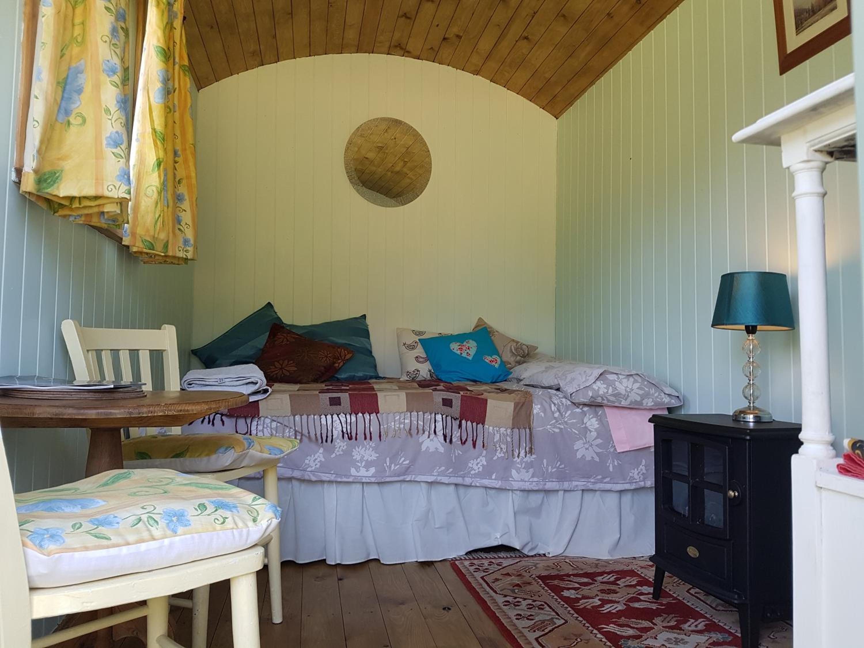 Double Room with Mountain View - Photo 12