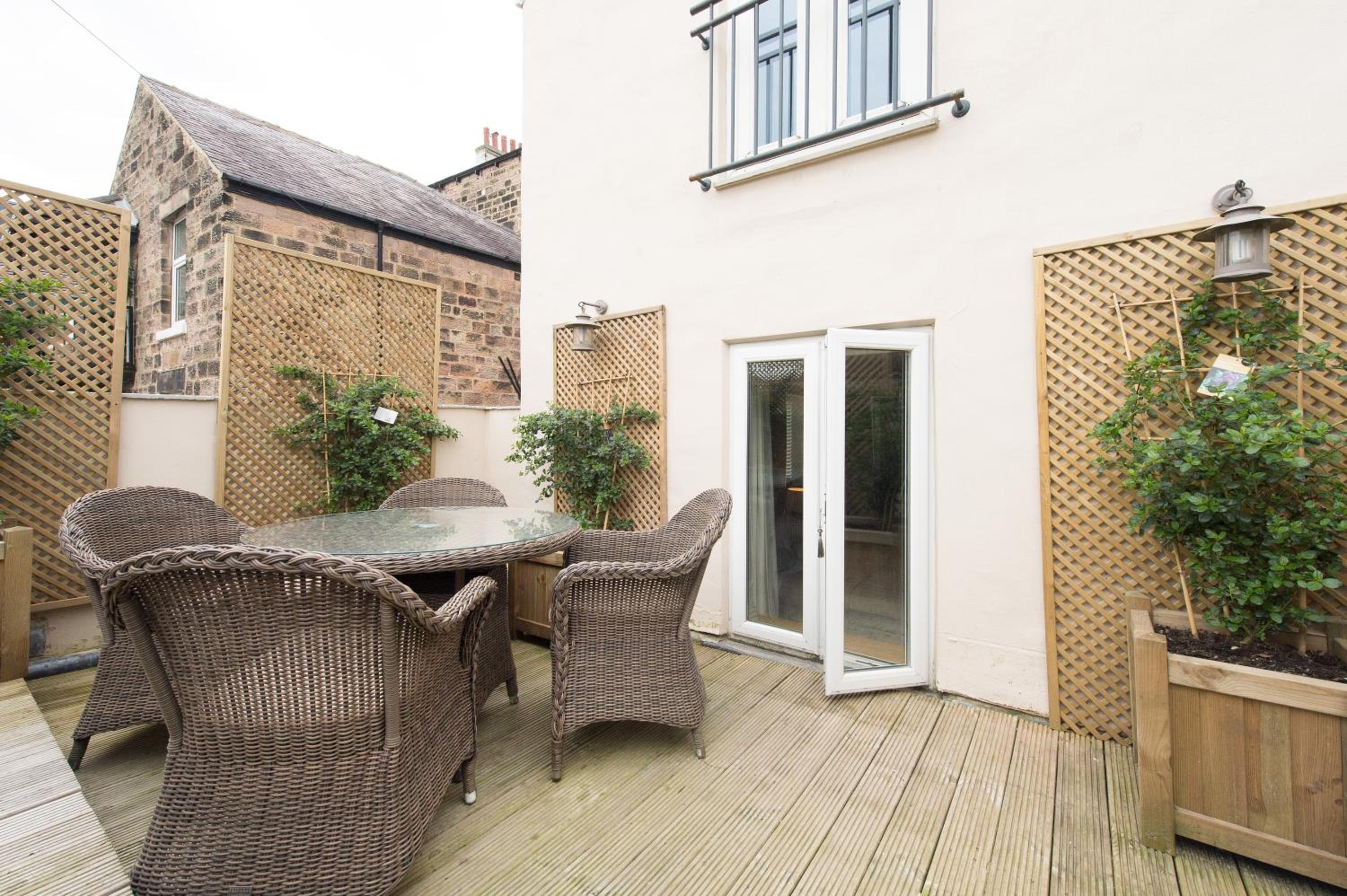 Apartment with Terrace - York Place photo 2