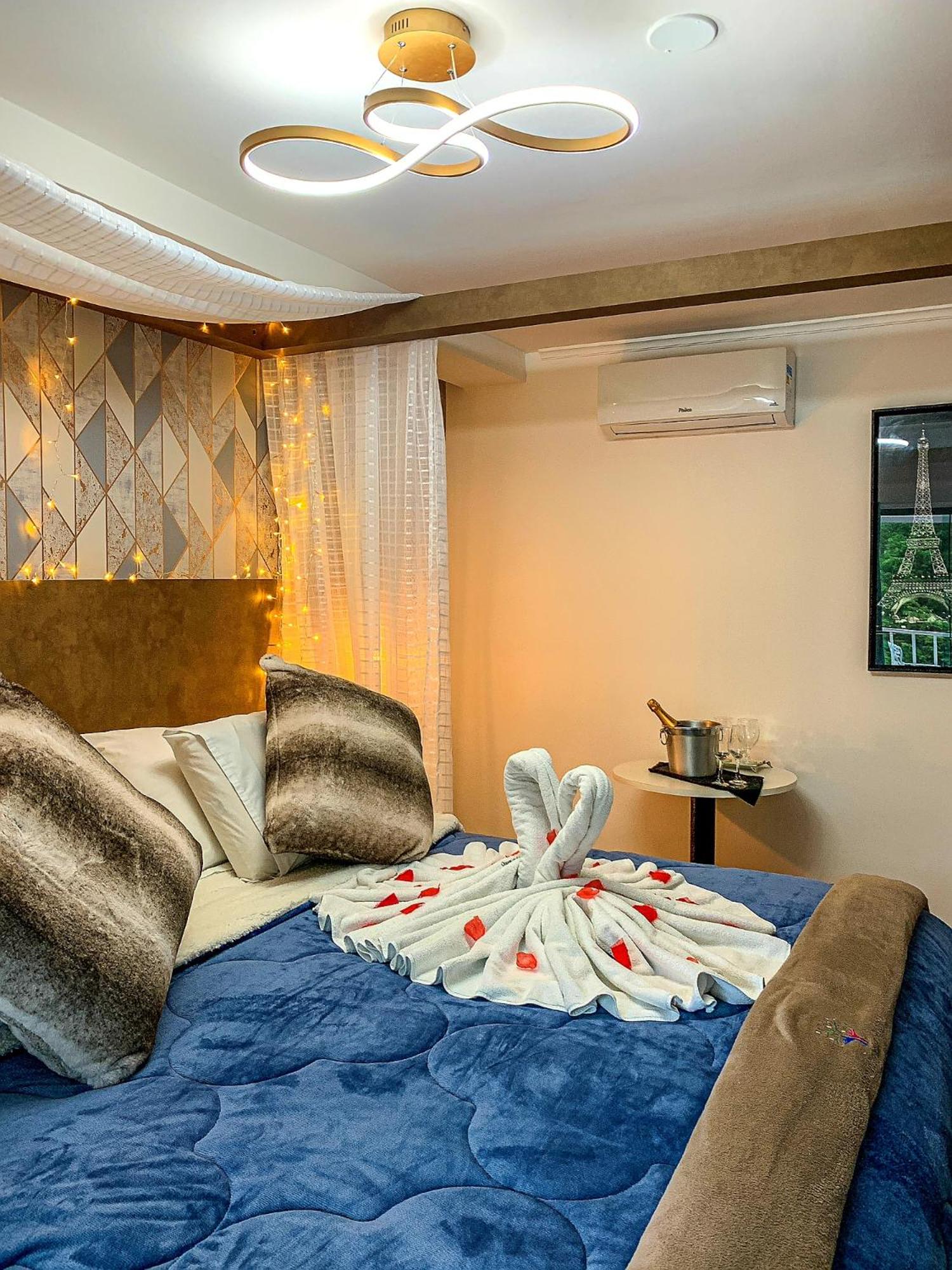 Master Double Room with Spa Bath photo 1