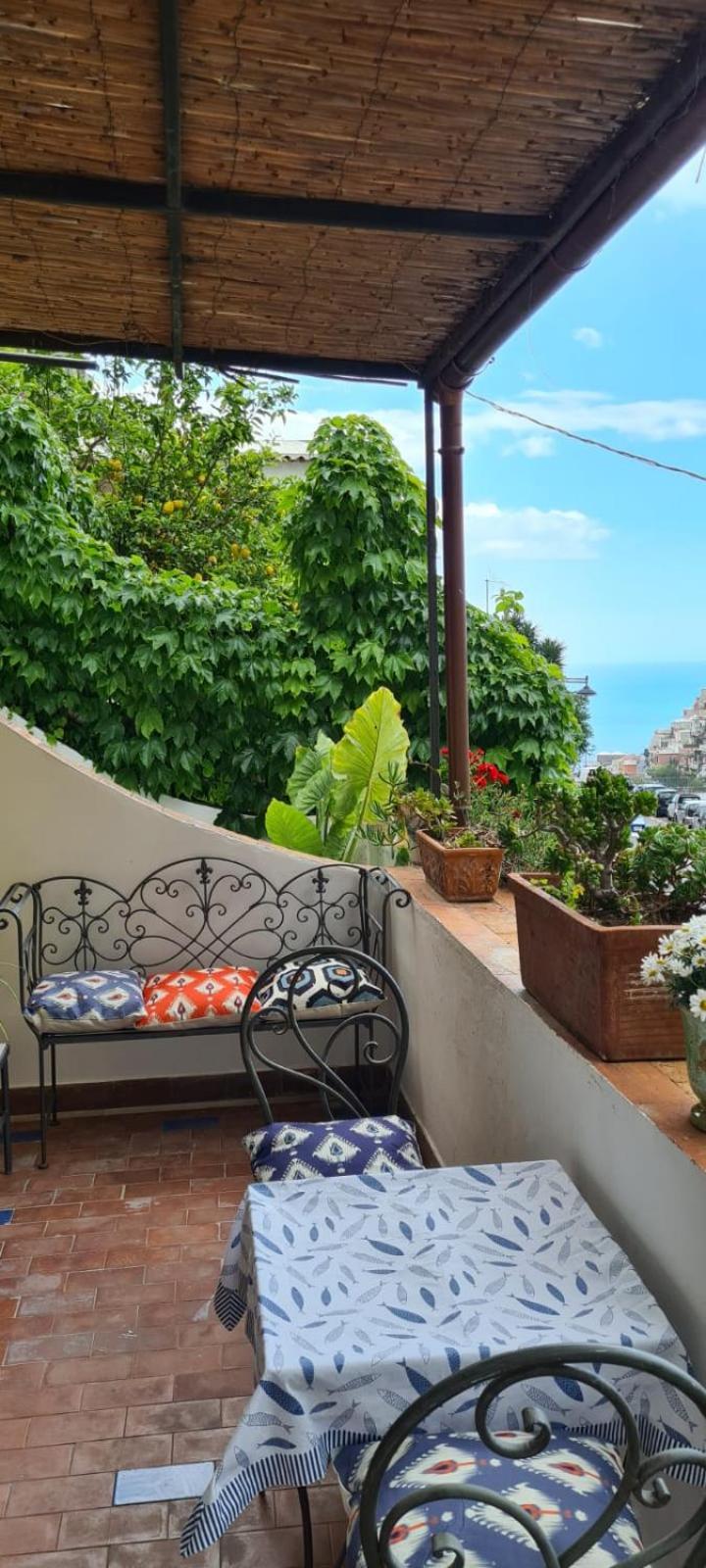 Studio Apartment with Sea View - Photo 13
